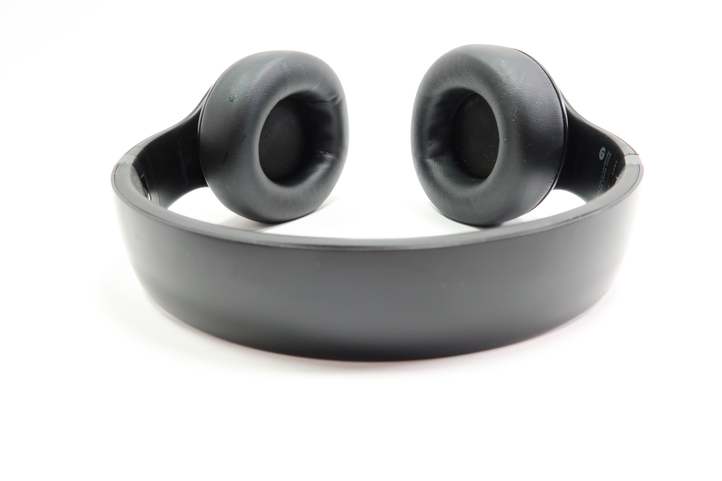 Apple Beats Studio Pro A2924 Wireless Over-Ear Headphones