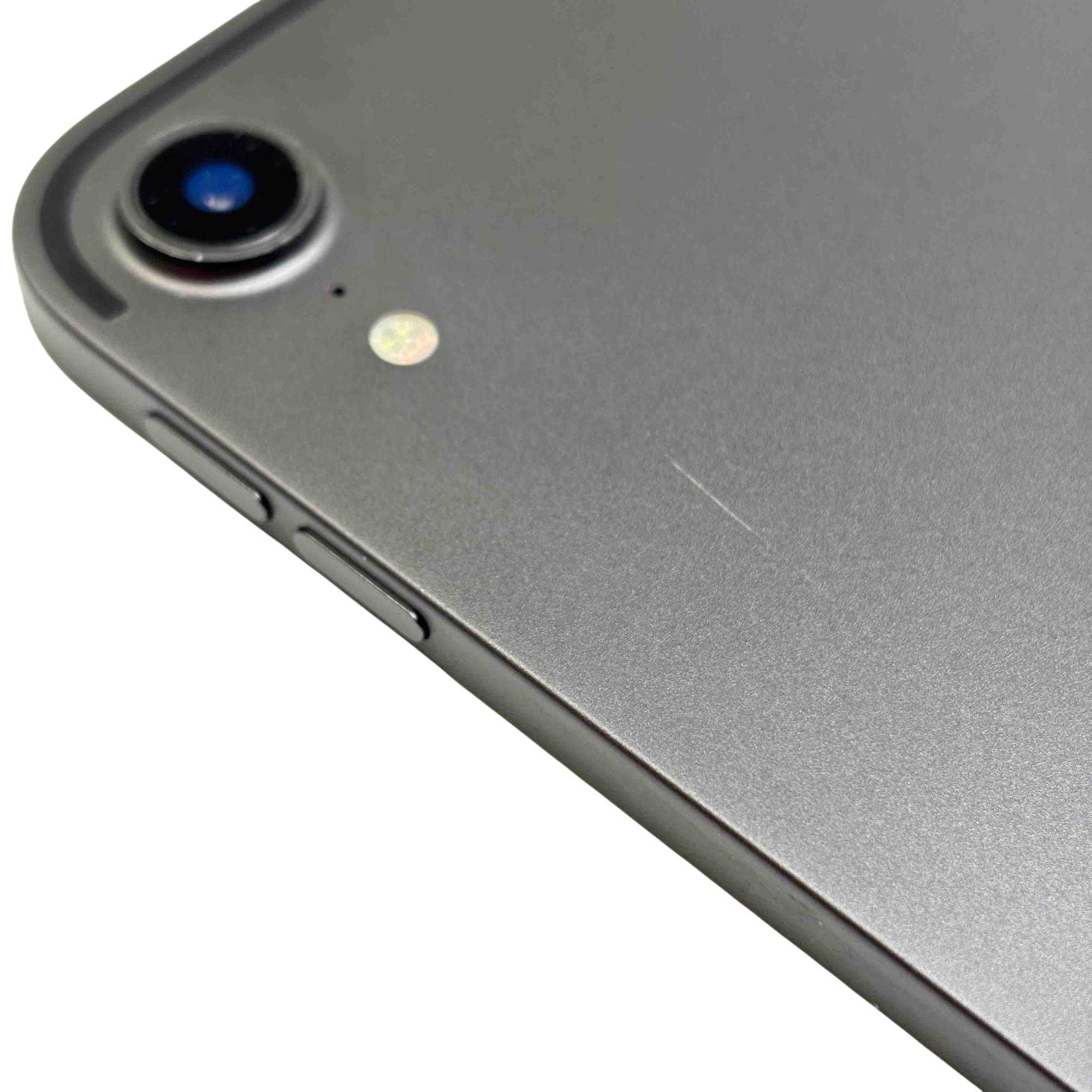 Apple iPad Pro A1980 NTXN2LL/A 64GB Wi-Fi 11