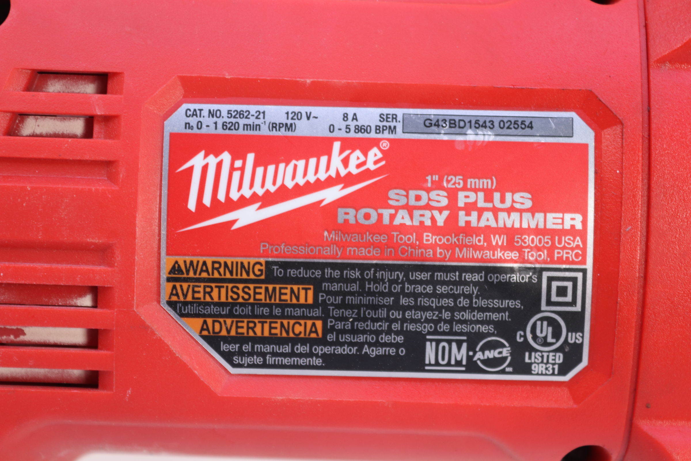Milwaukee 526221 8 Amp Corded 1" SDS DHandle Rotary Hammer