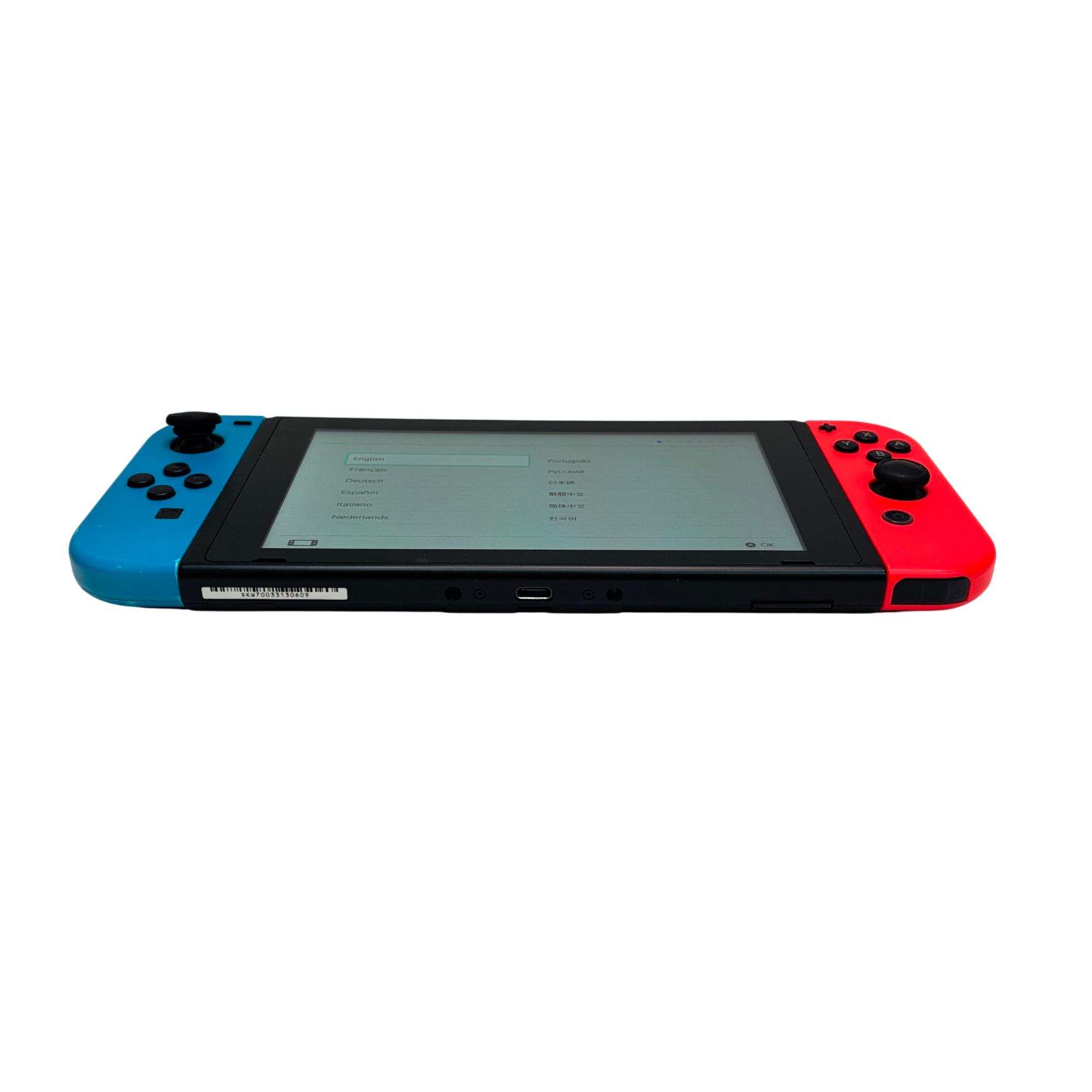 Nintendo Switch HAC-001(01) Handheld 6.2