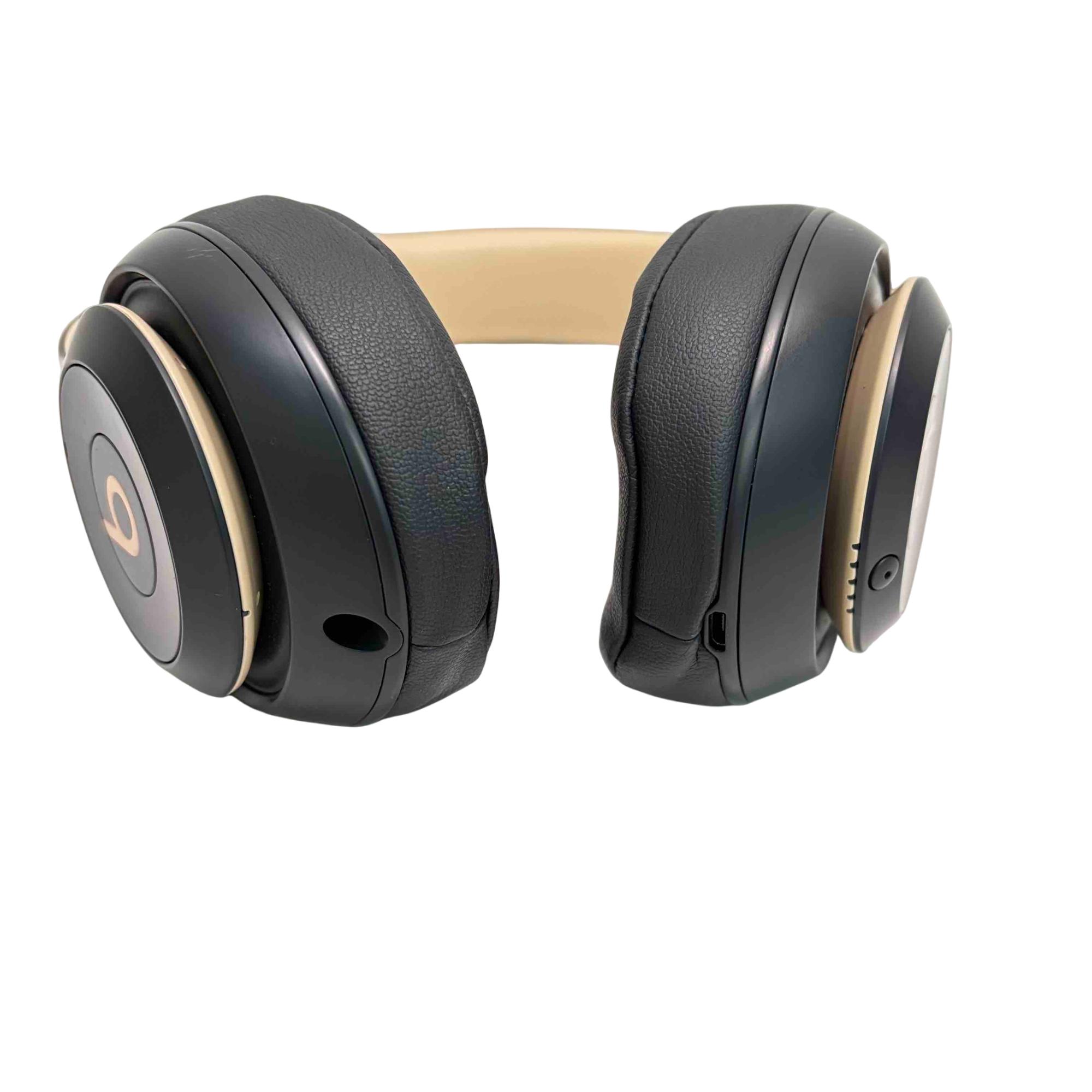 Beats by Dr. Dre Studio 3 Wireless Headphones Black/Gold