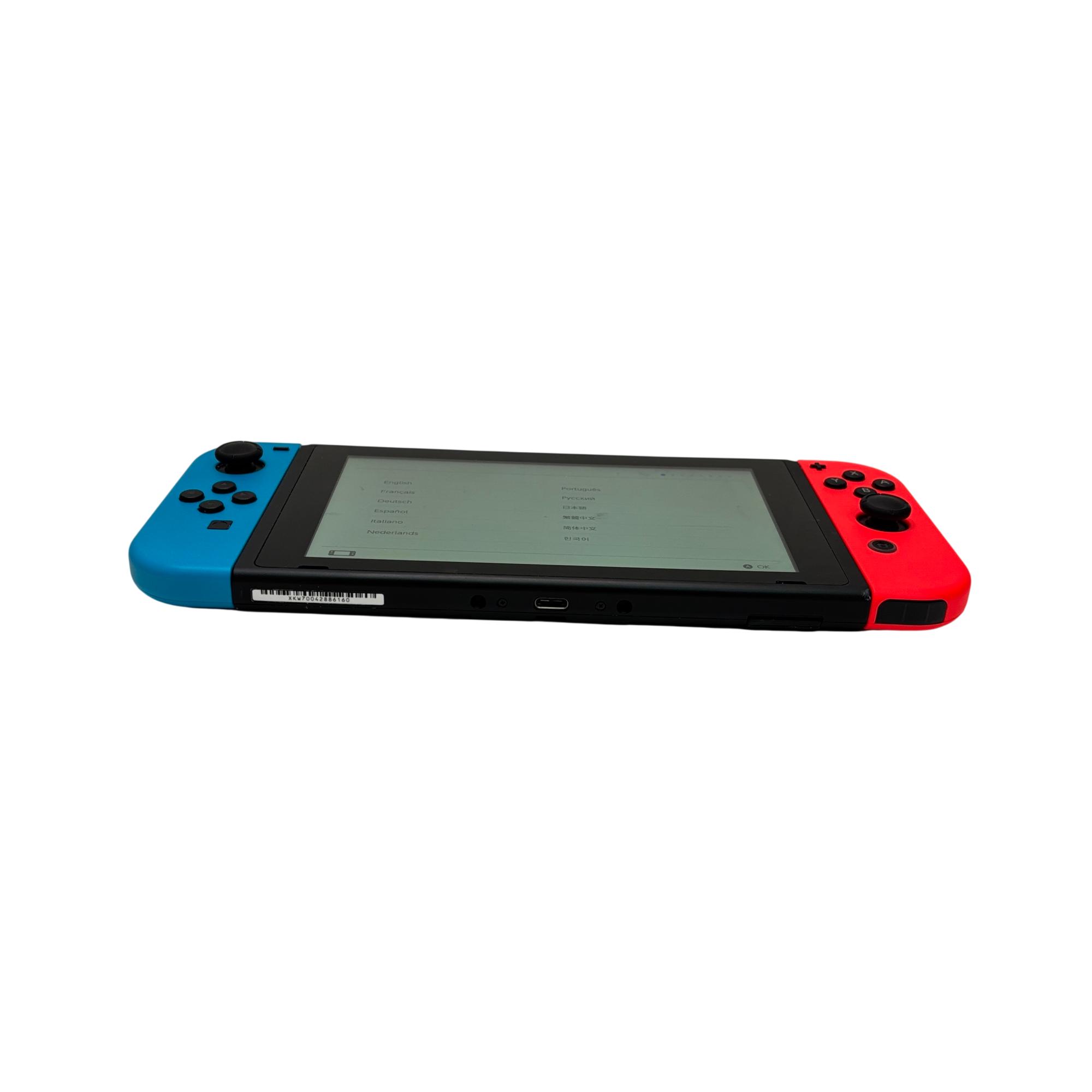 Nintendo Switch HAC-001(01) Handheld 6.2