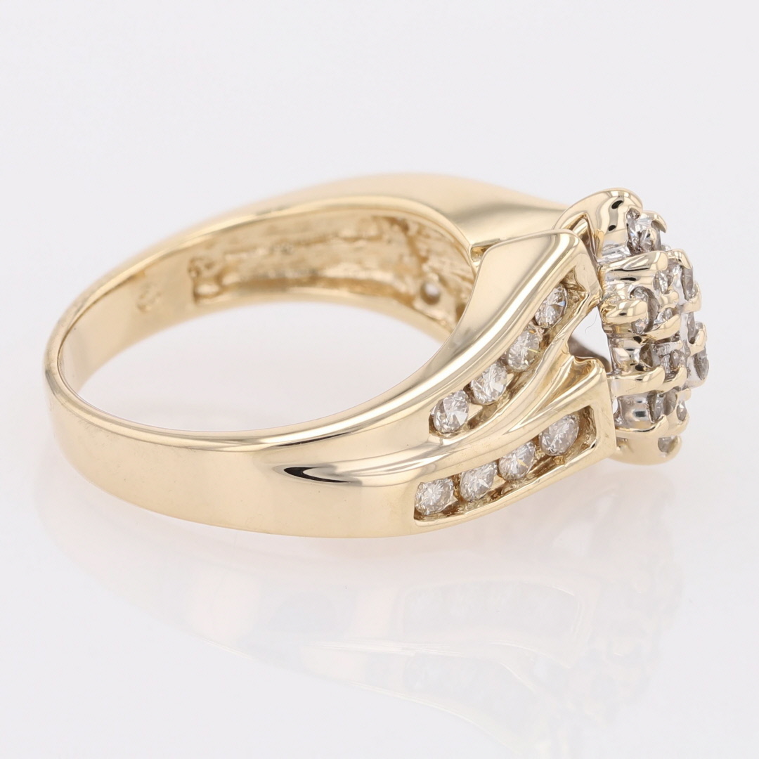1.05ctw Round Cut Diamond Cluster Engagement Ring 14k Yellow Gold Size 7