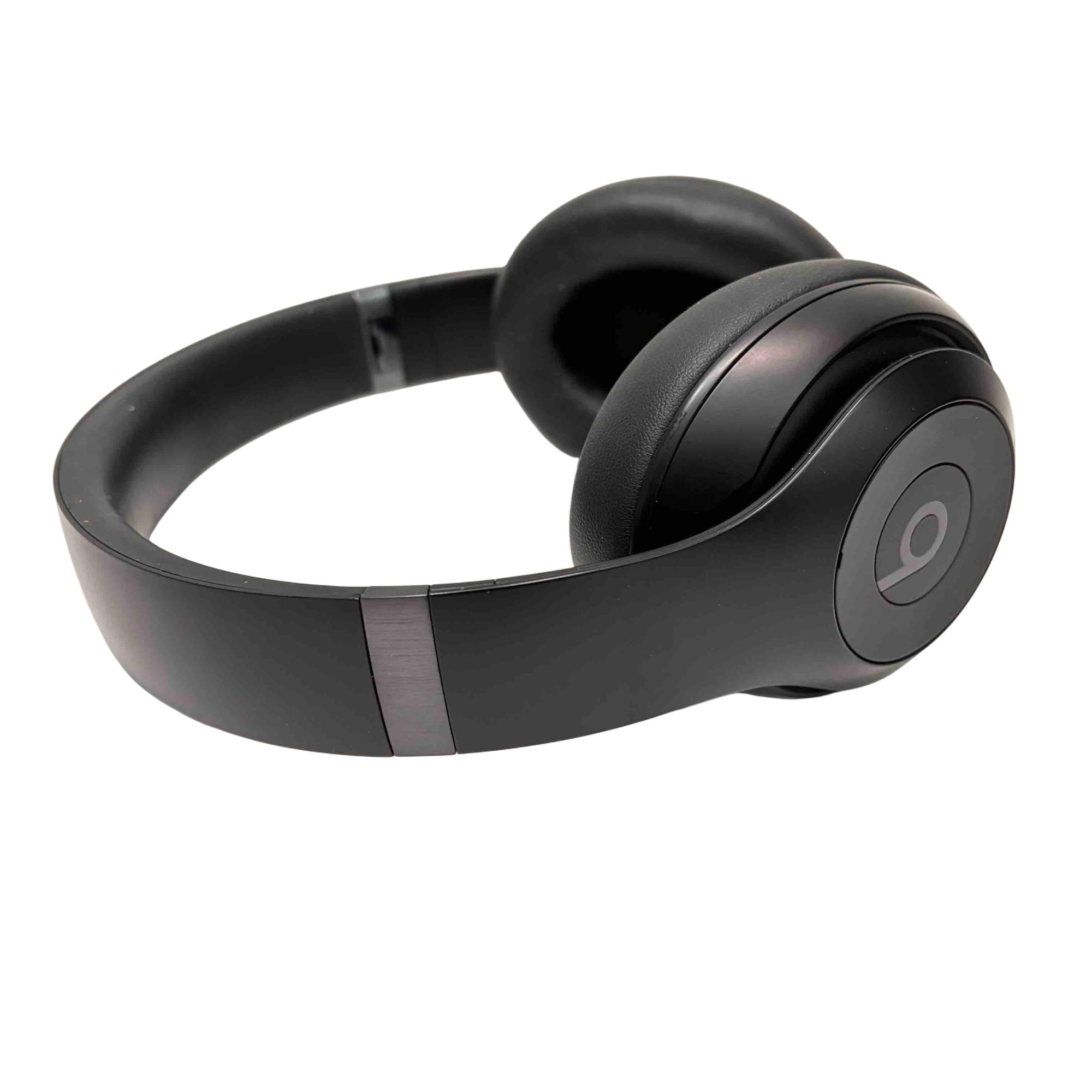 Beats by Dr. Dre Studio Pro A2924 ANC USB-C Bluetooth Wireless