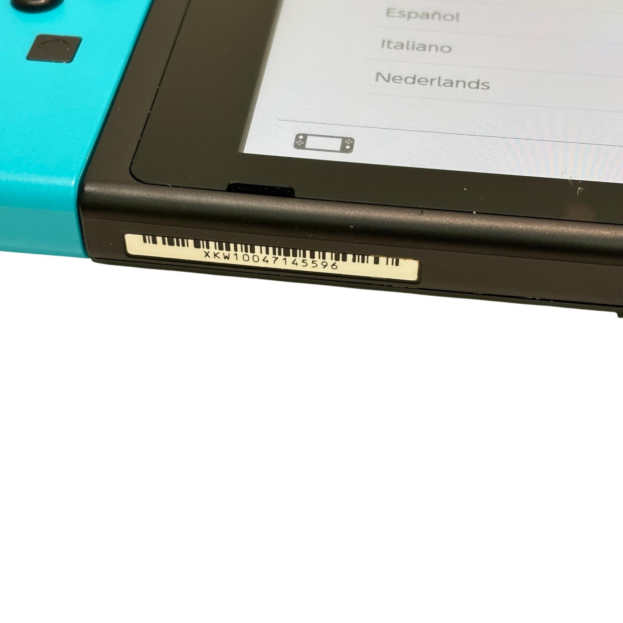 Nintendo Switch HAC-001(01) Handheld 6.2