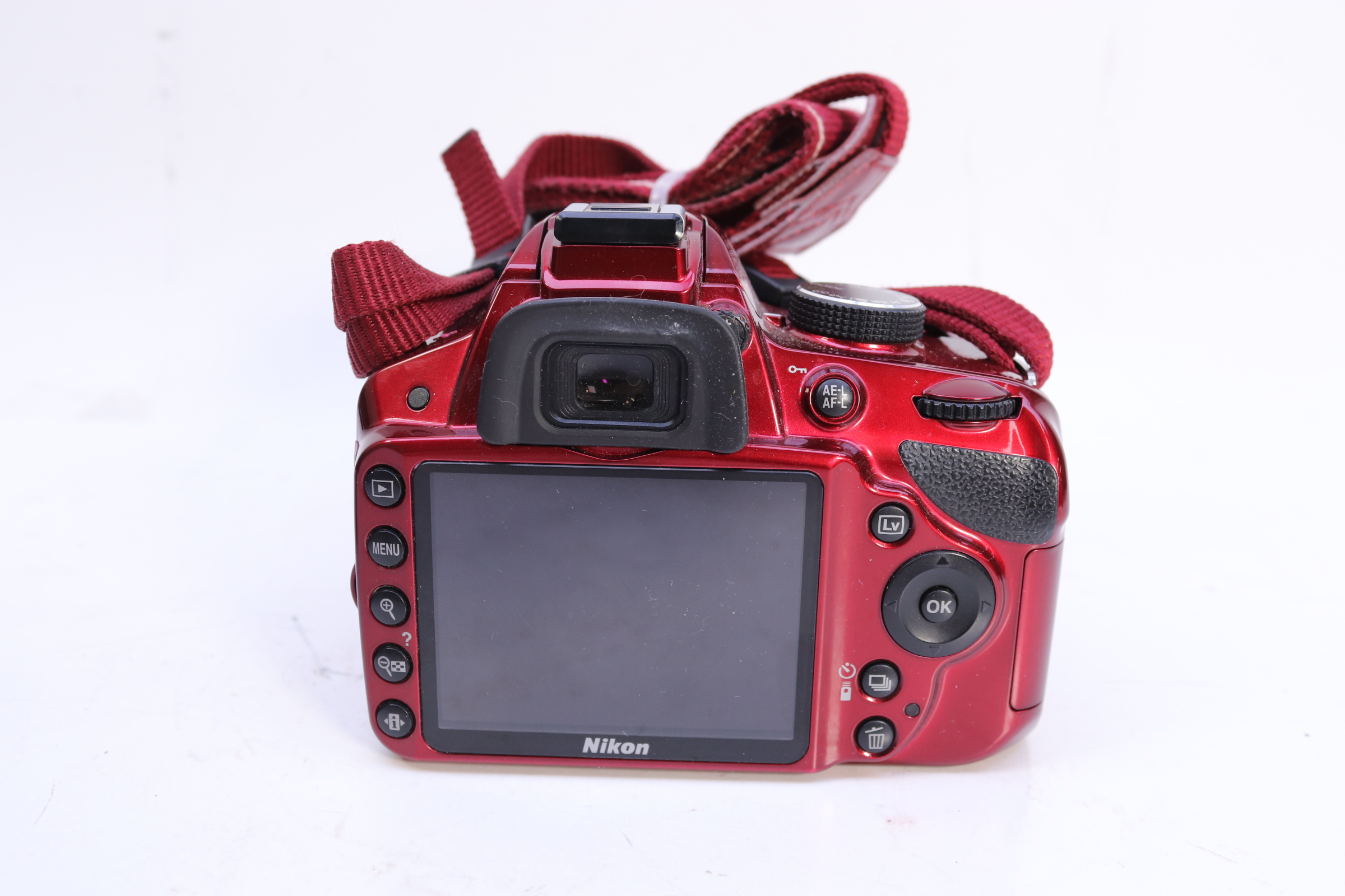 Nikon D3200 24.2MP CMOS DXFormat Sensor 3.0" LCD Compact Digital SLR