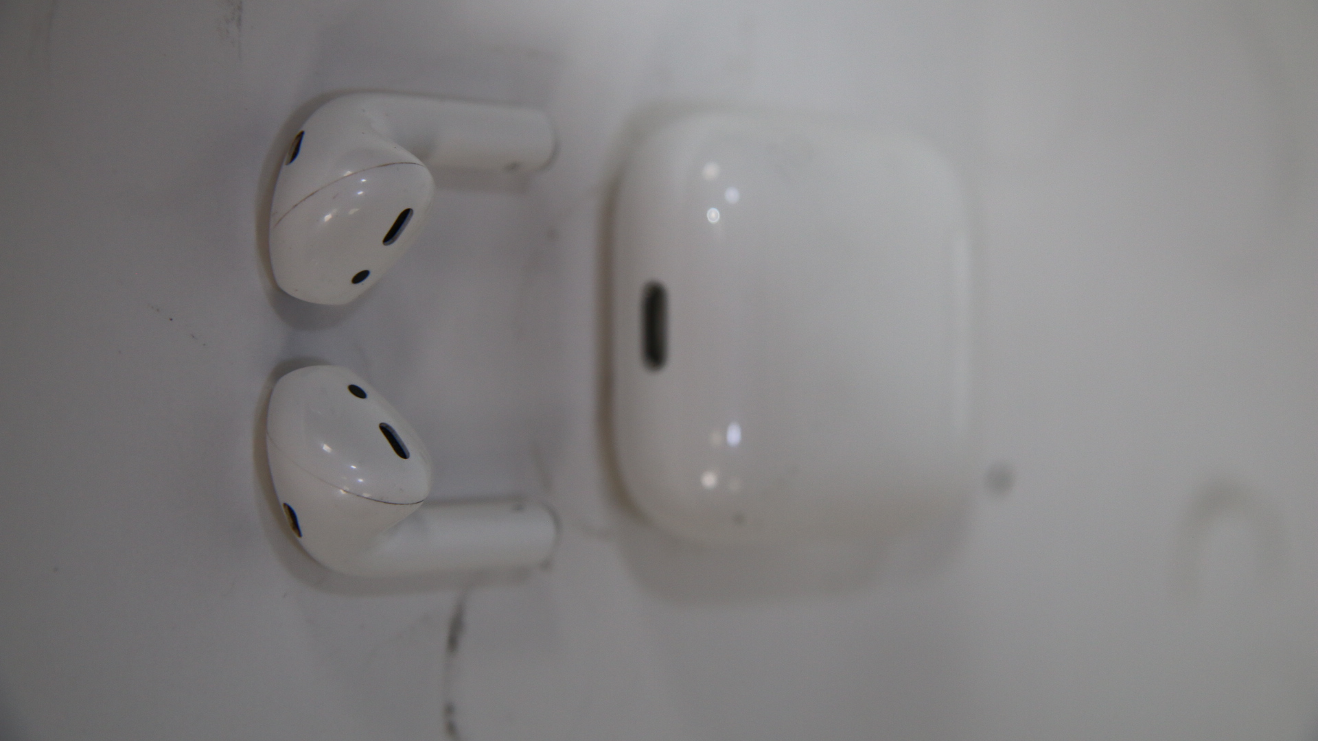 Apple A2031 & A2032 AirPods (2nd generation) Motion & Speech Detecting ...