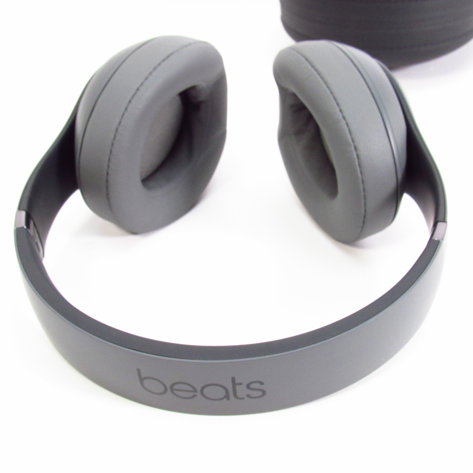 Beats by Dre Studio 3 Wireless Bluetooth Over-Ear Headphones - Gray