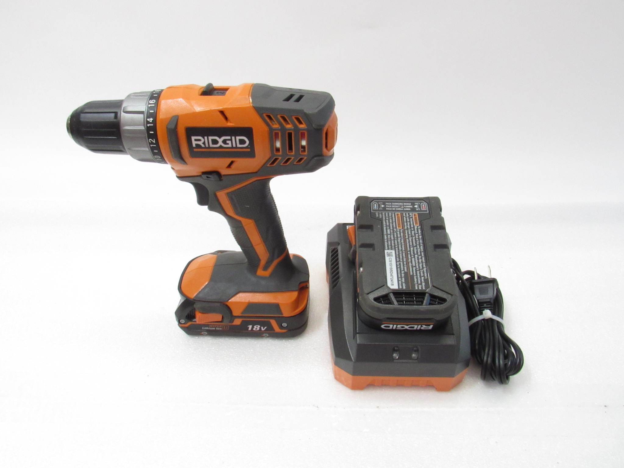 Ridgid R860052 18Volt LithiumIon 1/2Inch Cordless Compact Driver Drill