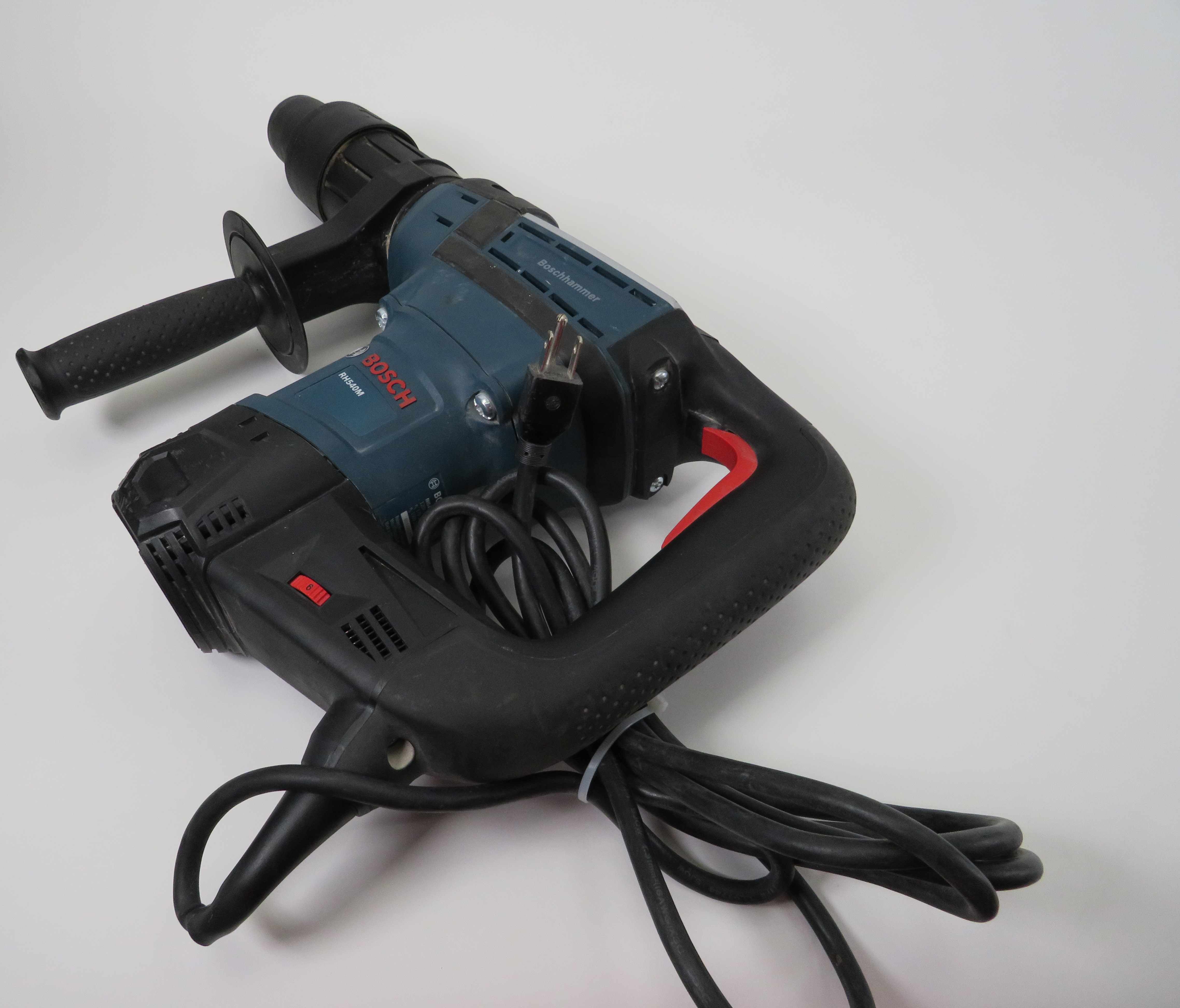 Bosch 120v Corded 19/16" SDS Max Combination Rotary Hammer RH540M 9578