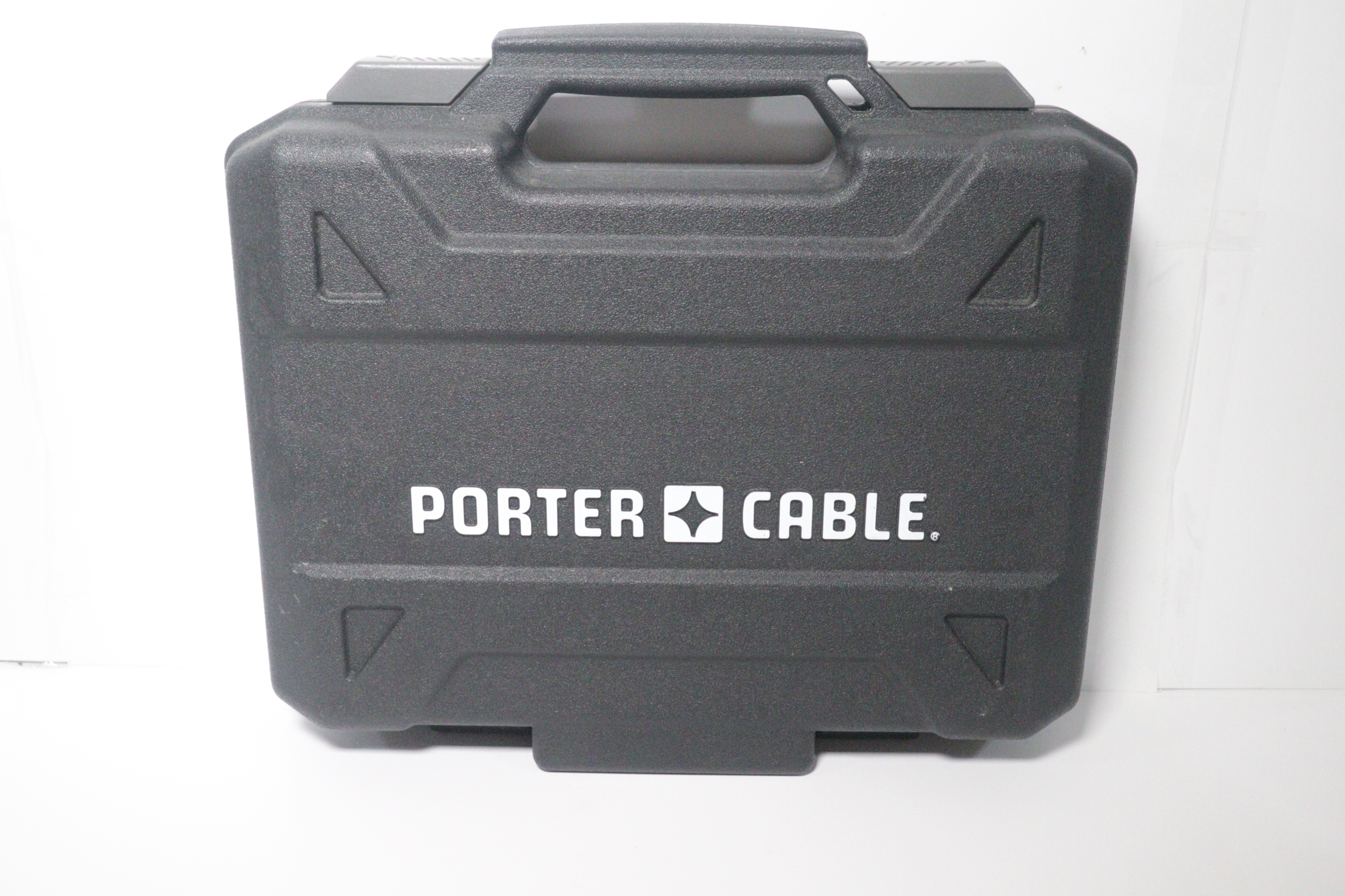 Porter Cable NS100B Pneumatic 18 Gauge 1" Narrow Crown Stapler 2800