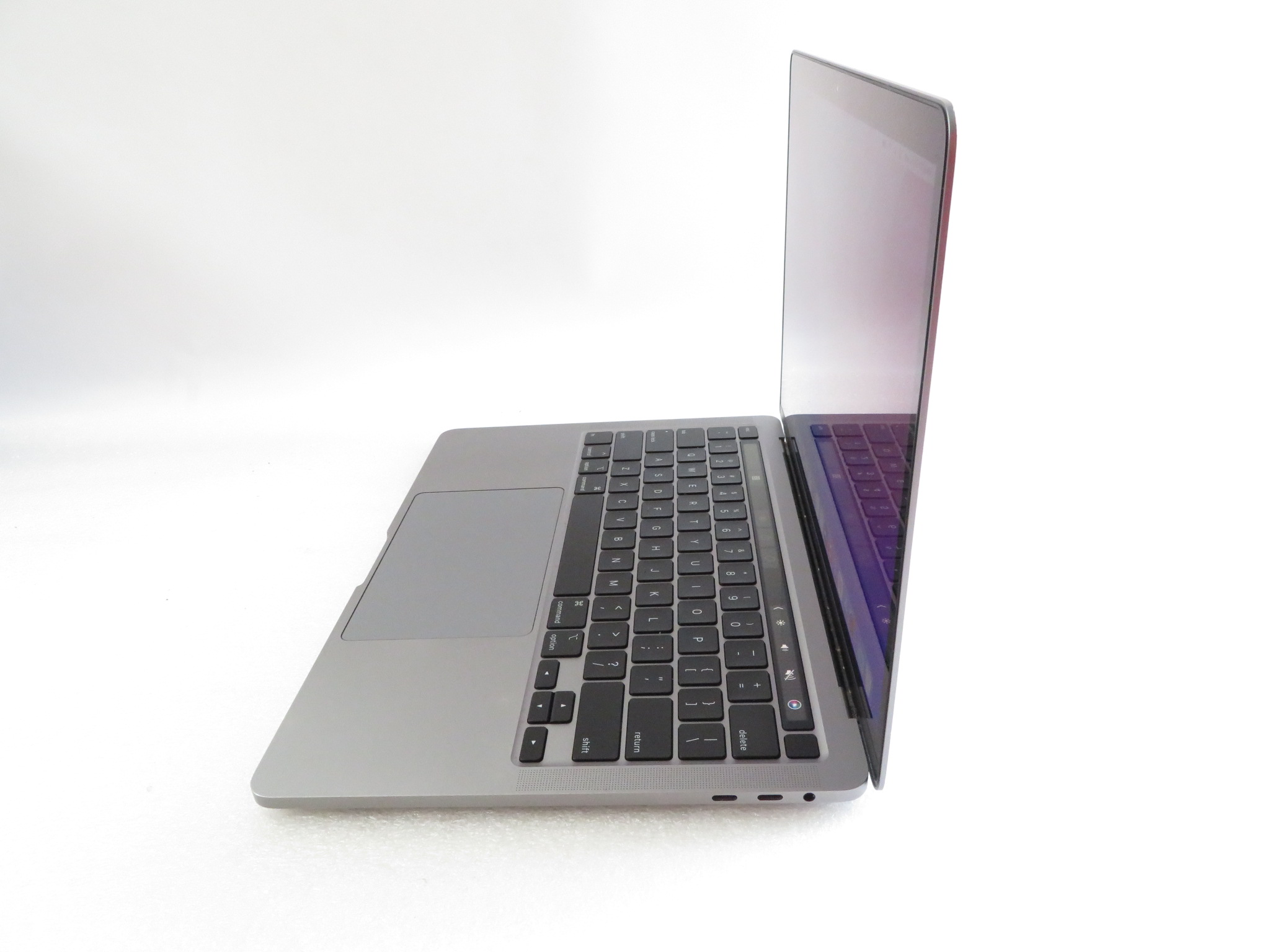 Apple MacBook Pro 2020 MWP72LL/A i7-1068NG7 2.3GHz 16GB RAM 512GB