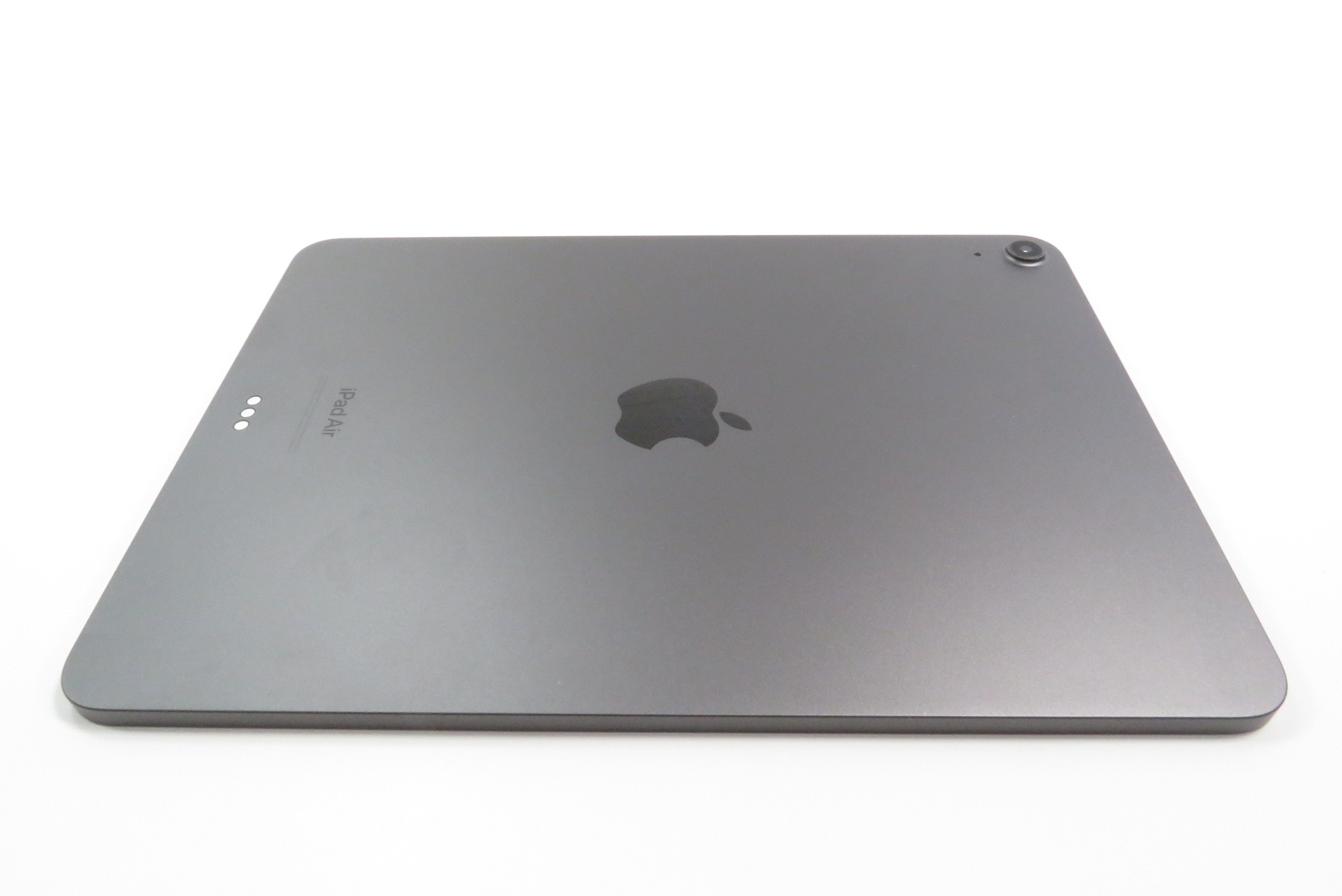 Apple iPad Air 5th Gen A2588 MM9C3LL/A Wi-Fi 64GB 10.9