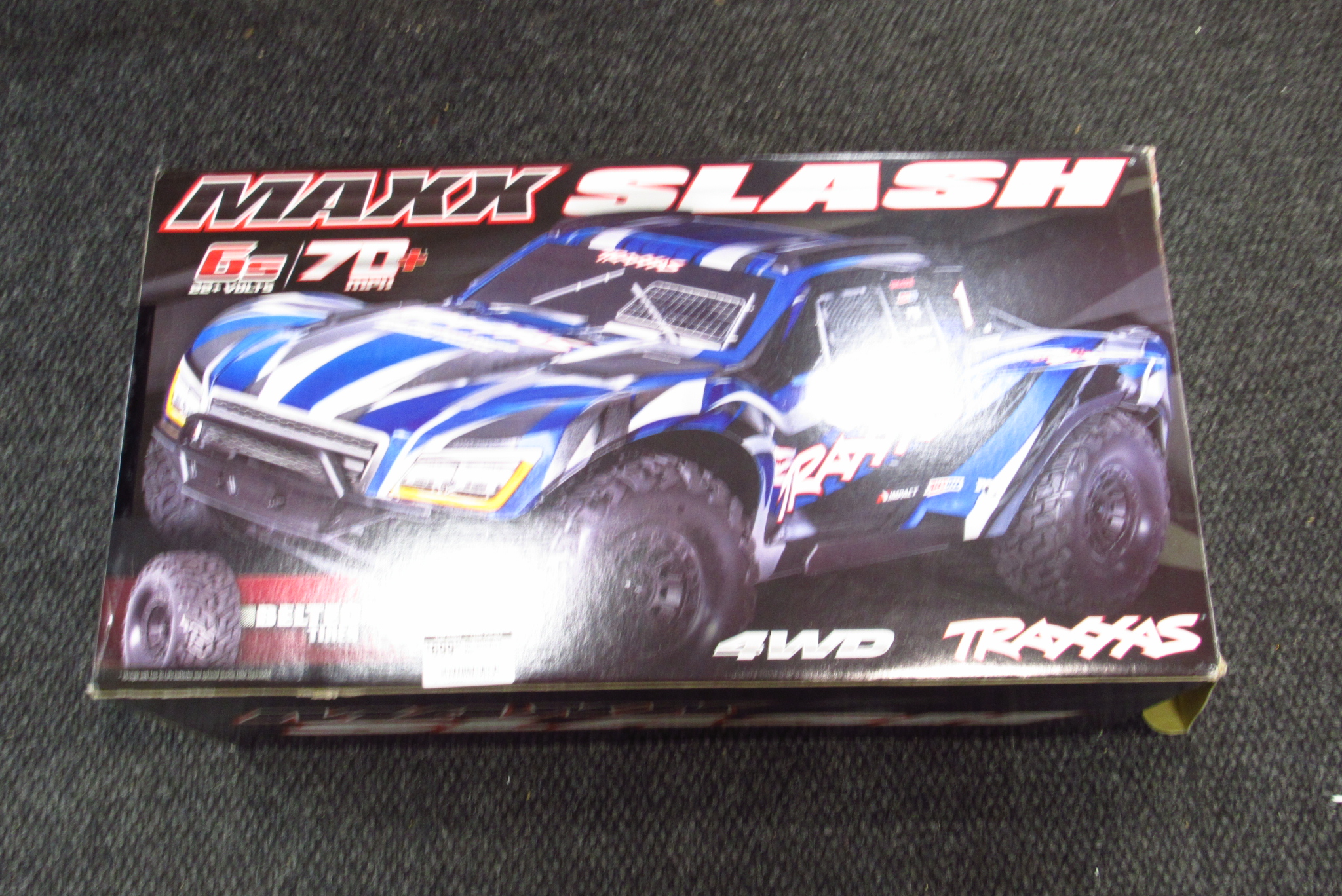 Traxxas Maxx Slash 6s (102076-4) 4WD Short Course Electric