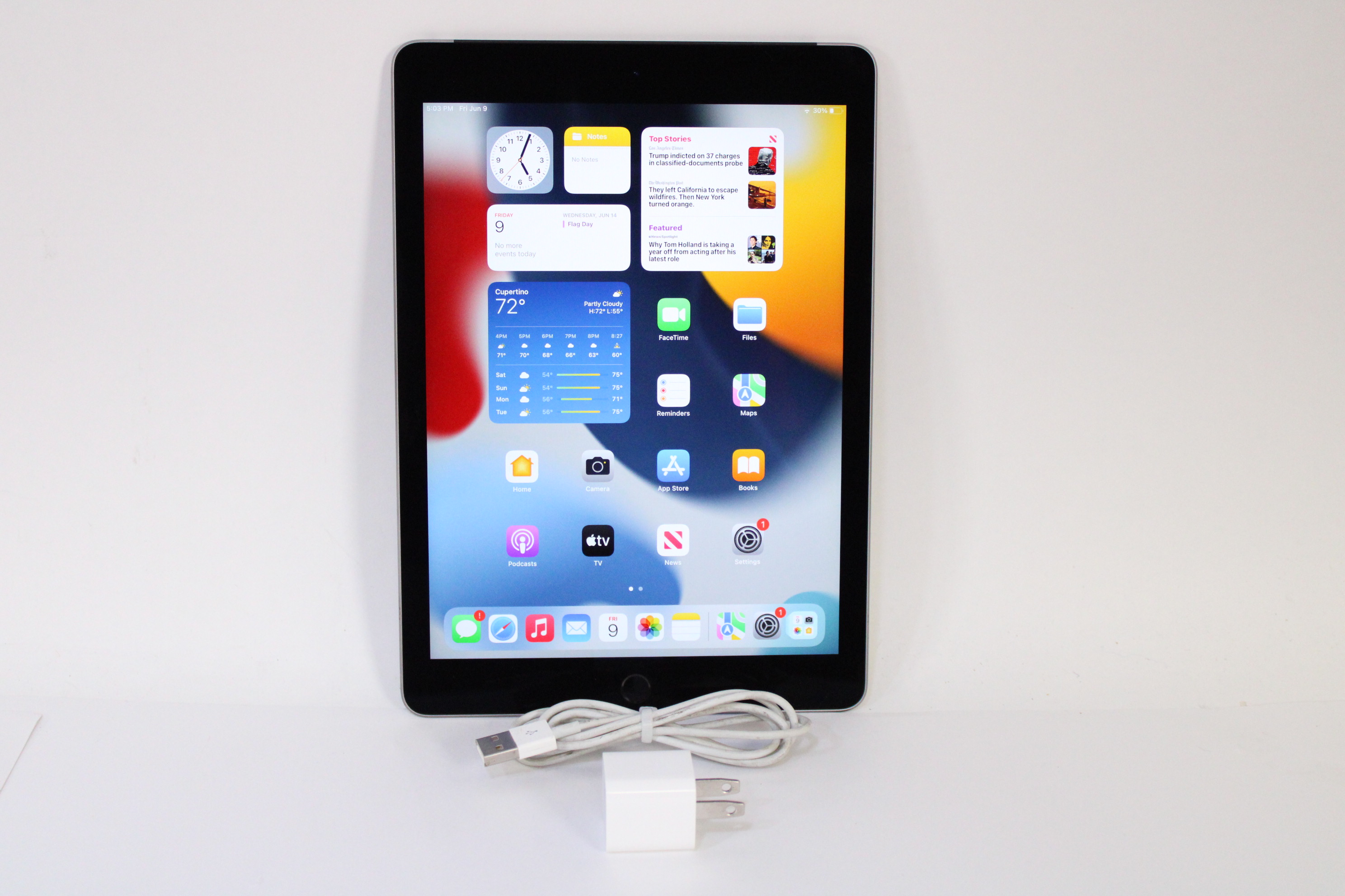 Ipad Air 2 16GB シルバー WIFIモデル Amazon.com : Apple iPad Air 2, 16GB, 4G + Wi-Fi - Silver