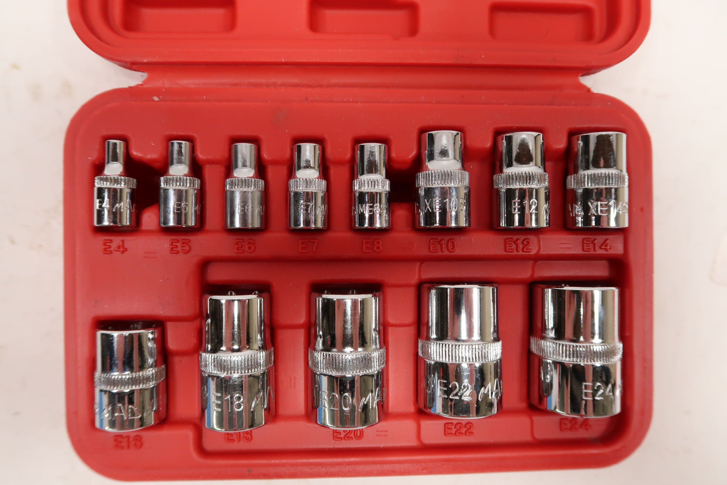 Mac Tools SMXVE13B E4 E24 13pc External Star Socket Set