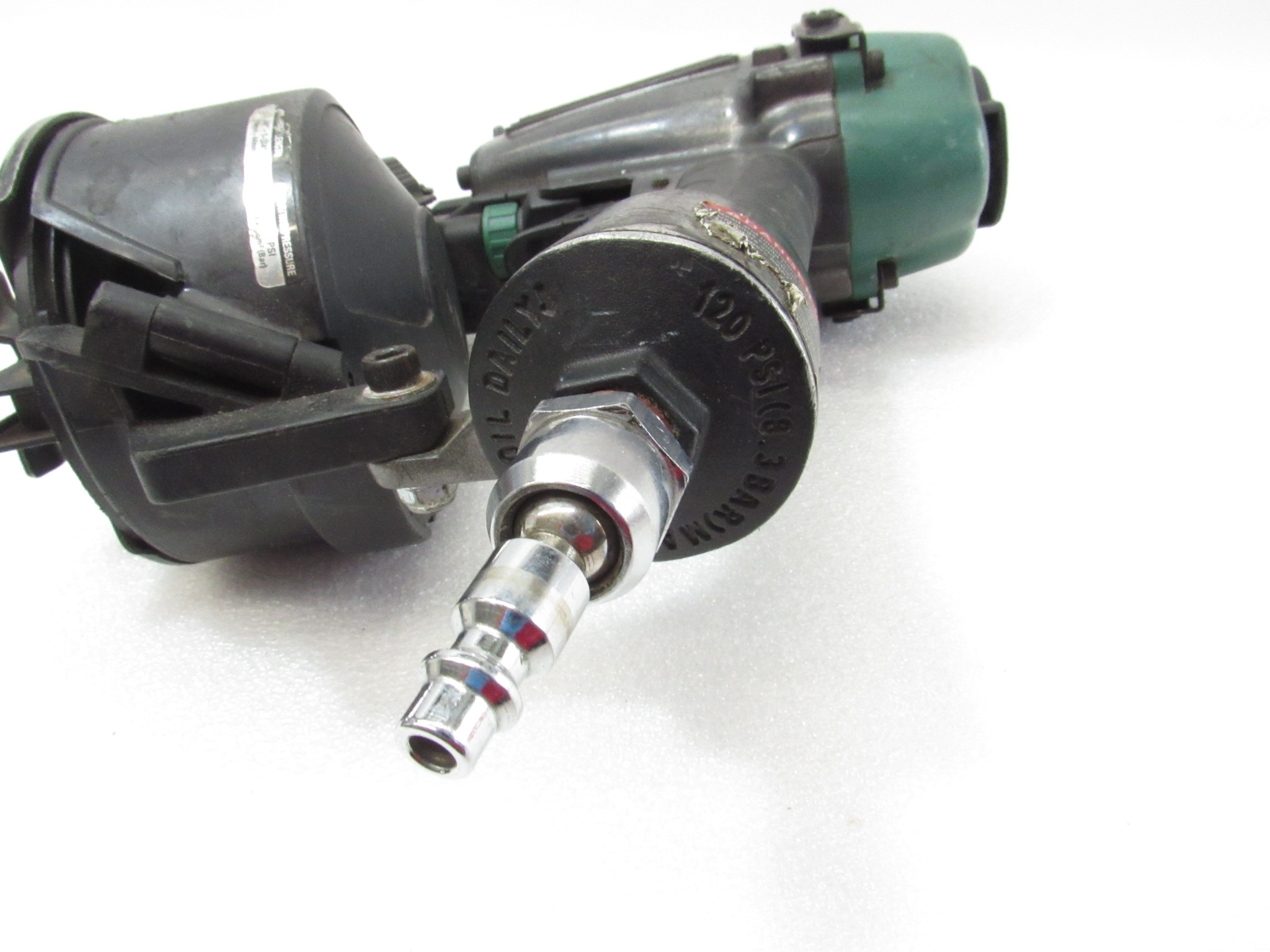 Masterforce 2085011 Pneumatic Coil Roofing Nailer