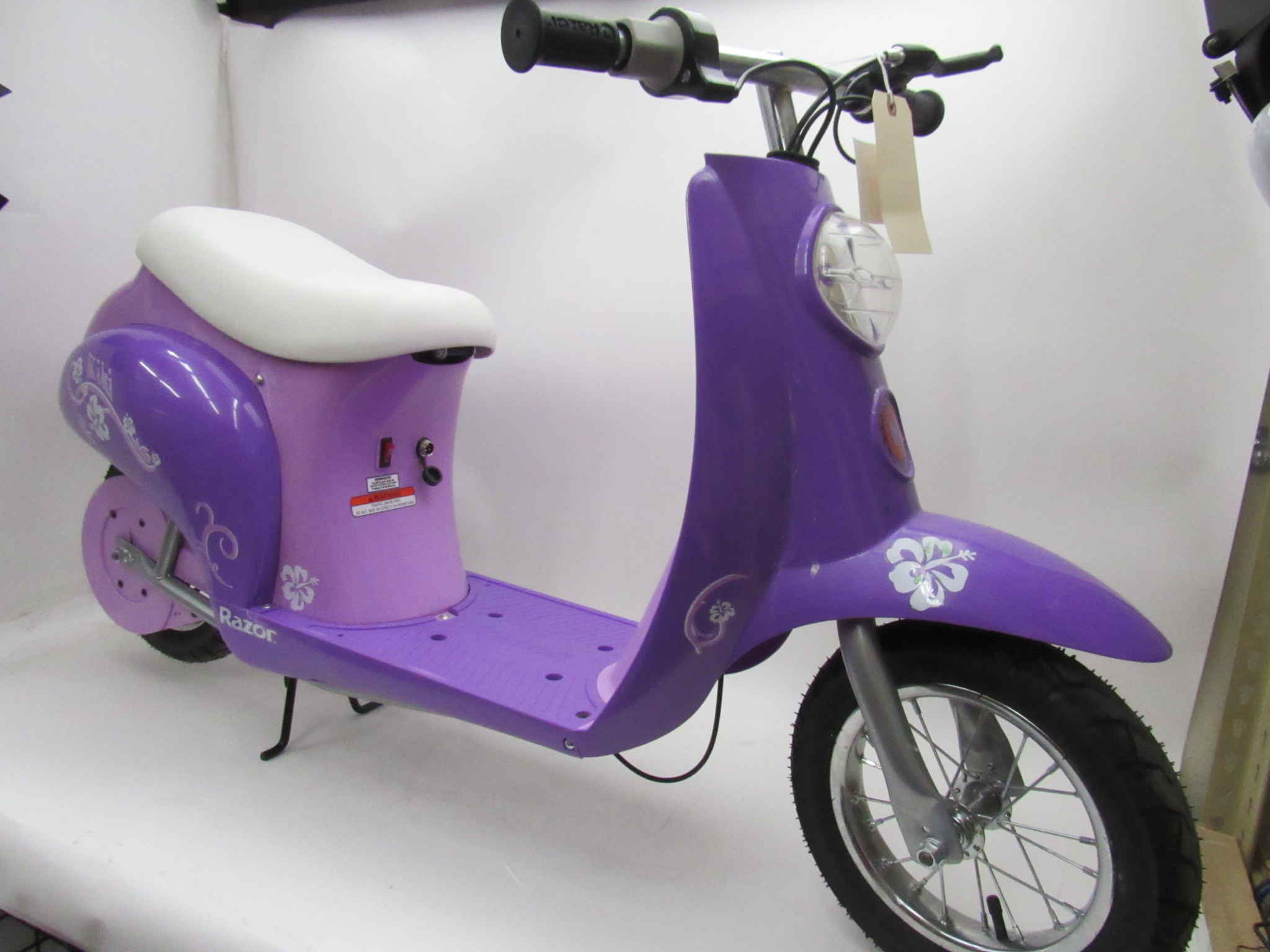 Razor PocketMod Kiki Vespa Style Electric Scooter Purple
