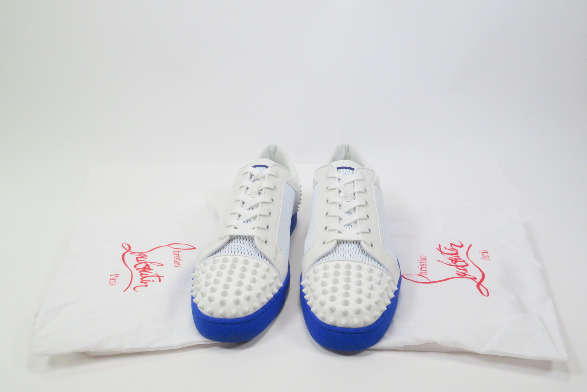 Christian Louboutin Men's Seavaste 2 Low-Top Leather Spike Sneakers