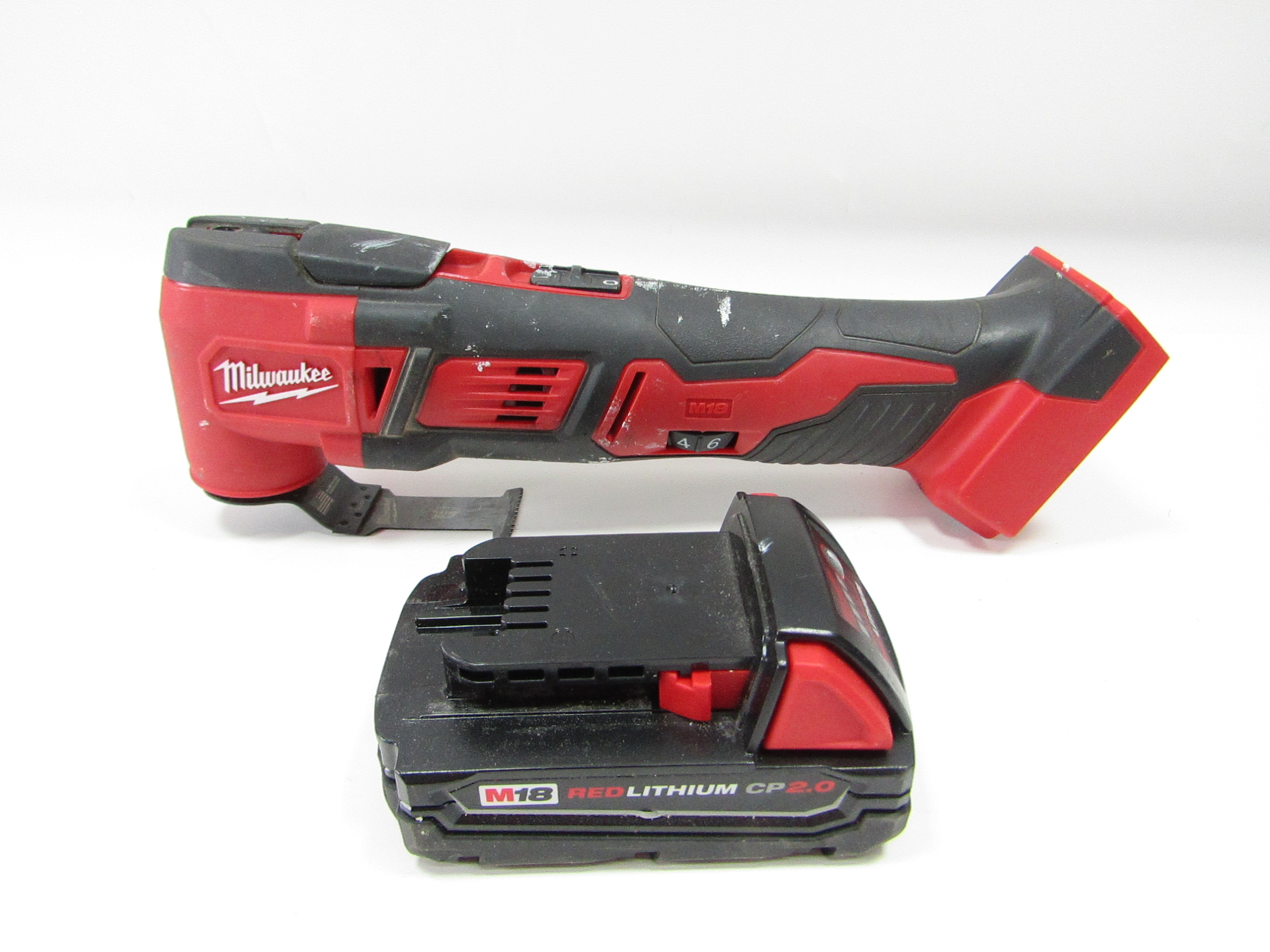 Milwaukee 2626-20 M18 Red Lithium Cordless Oscillating Multi-Tool 1829