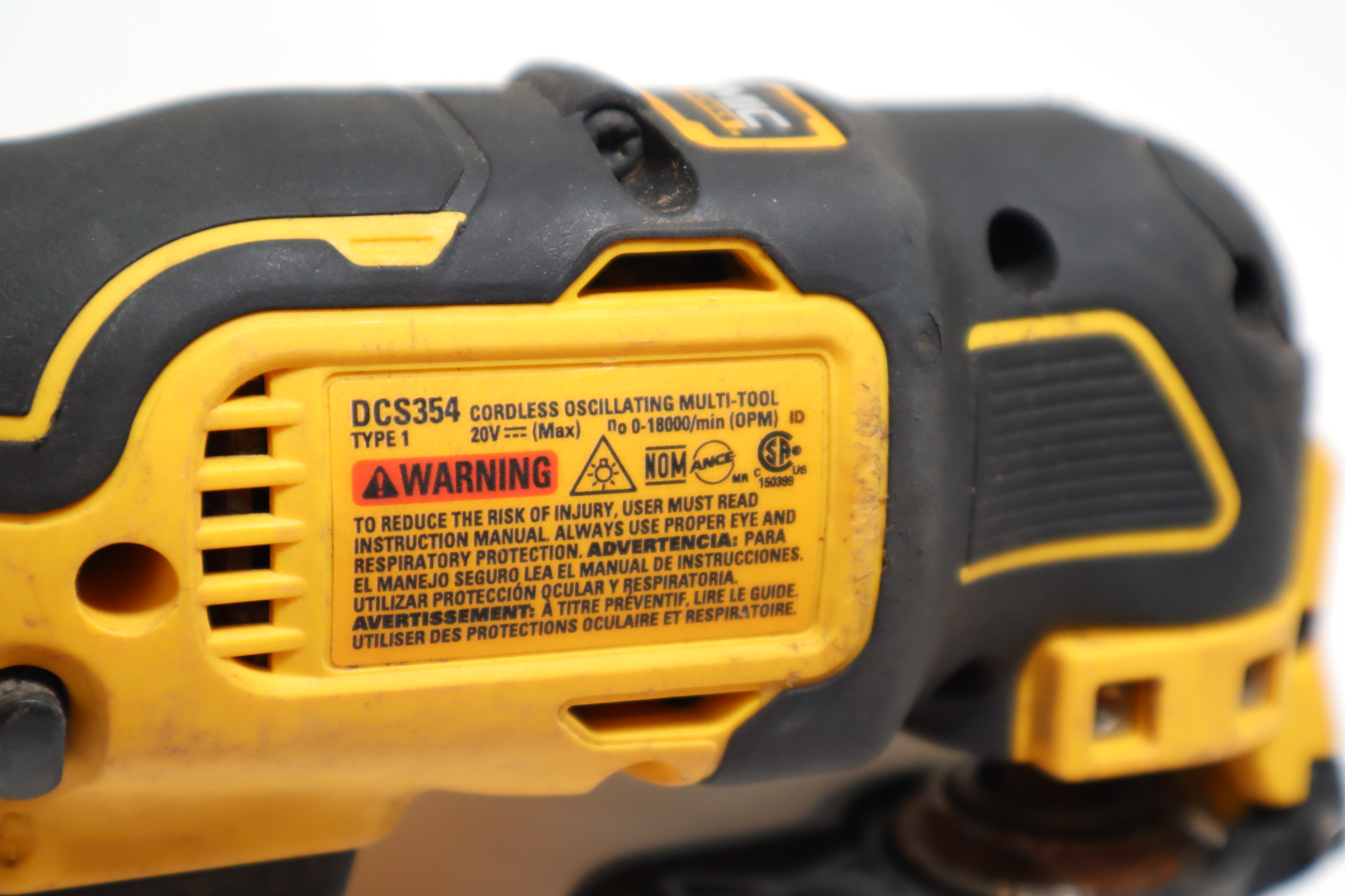 DeWalt DCS354 20V MAX Oscillating Tool 6067