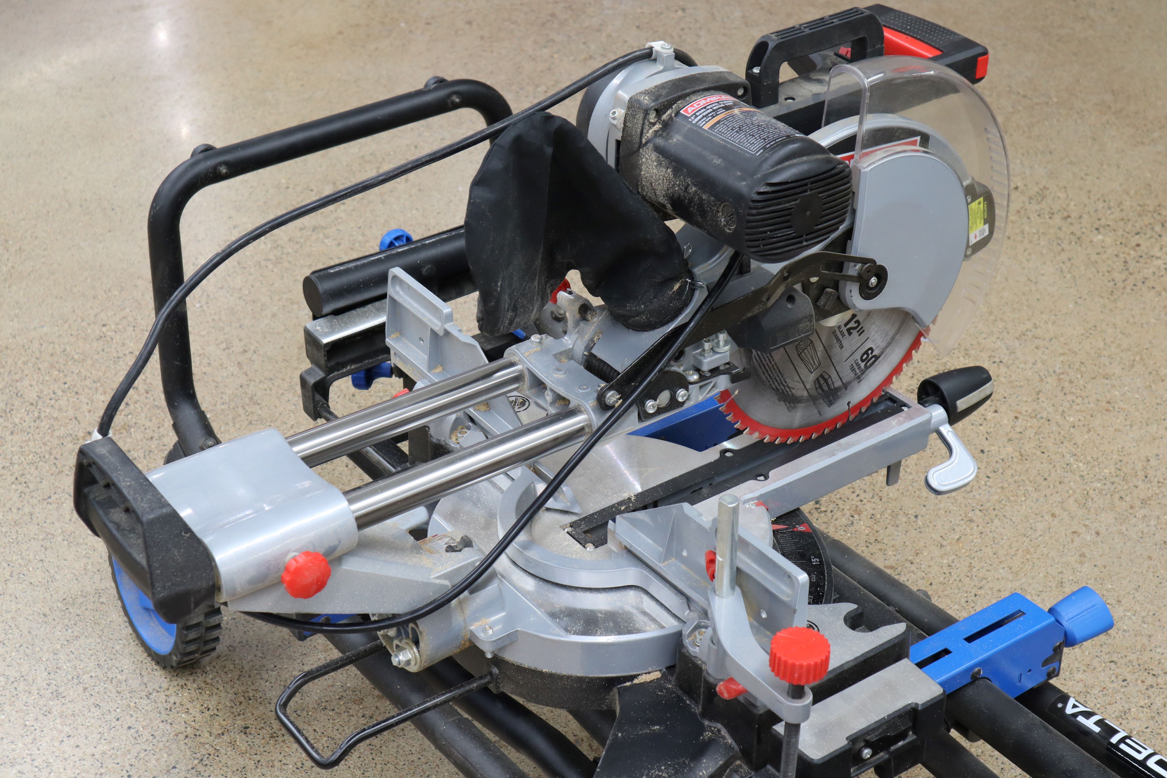 Admiral 64686 12 In. DualBevel Sliding Compound Miter Saw On Stand