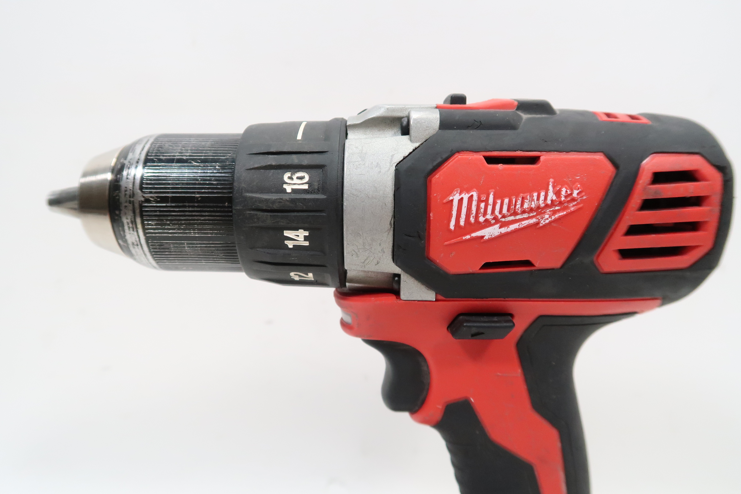 Milwaukee 260620 18V LithiumIon Cordless 1/2 in. Drill Driver 0288