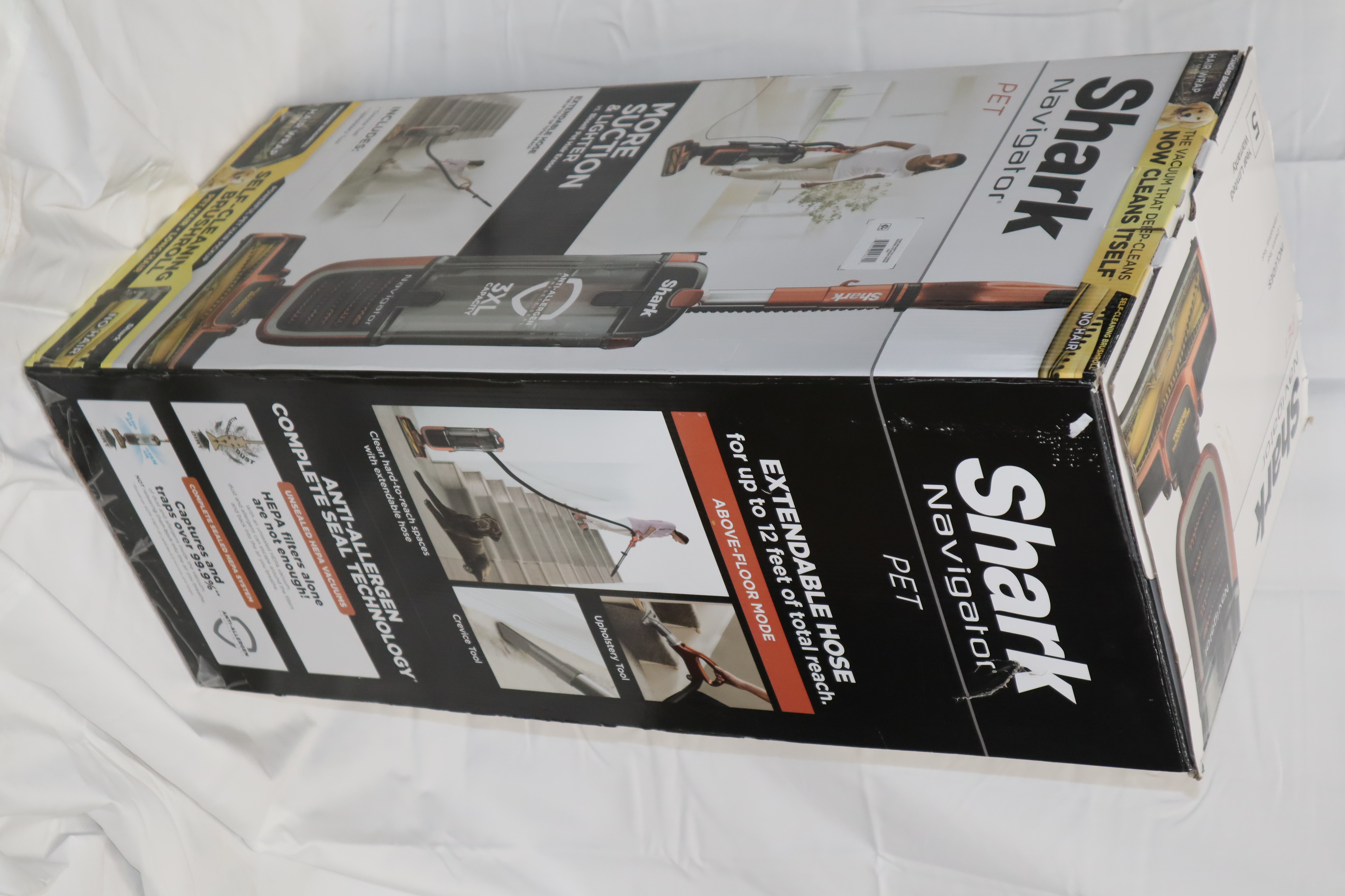 Shark ZU60 Navigator Pet Pro Bagless Upright Vacuum 6620/SelfCleaning