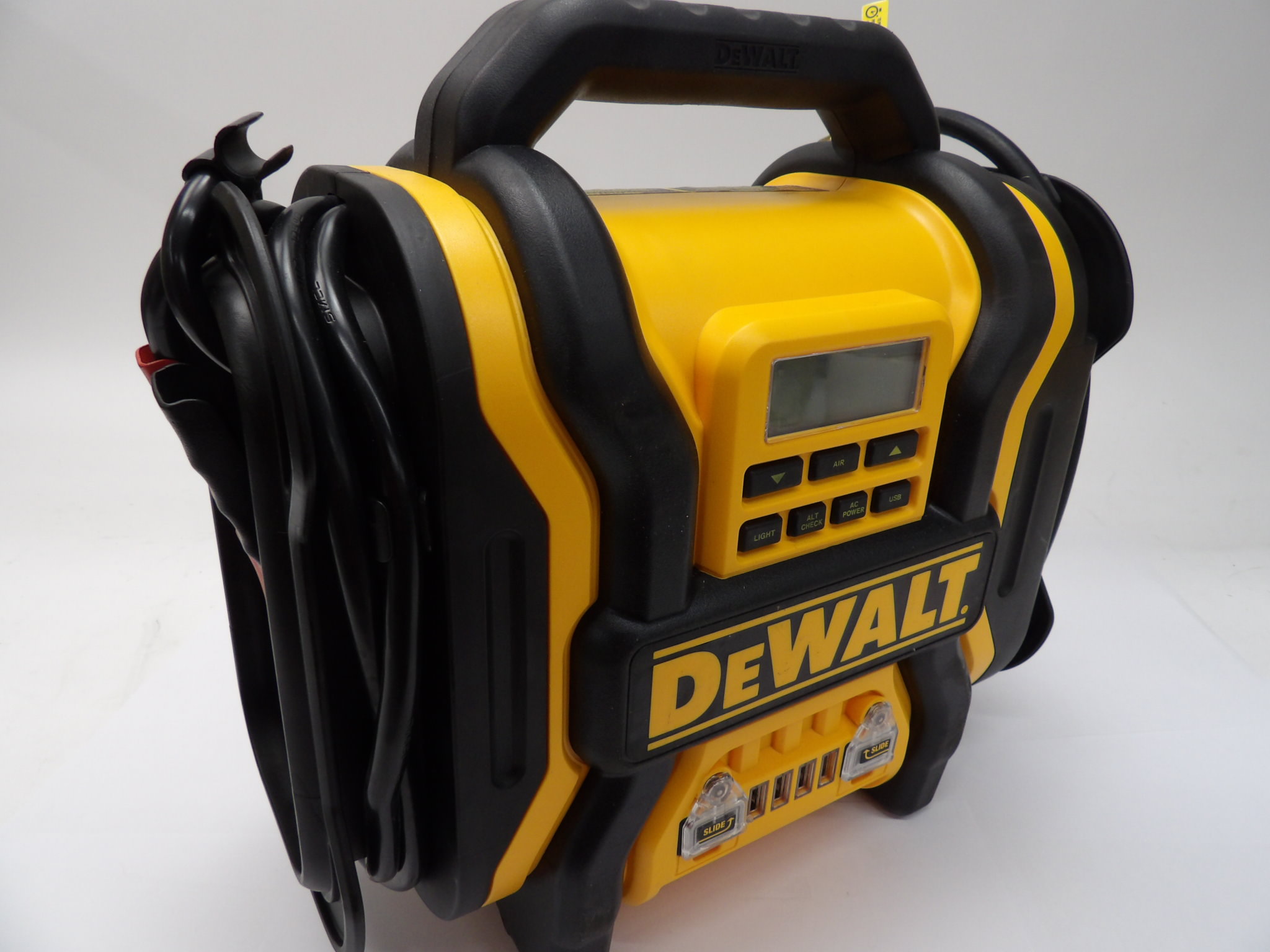DeWalt Power Station Jump Starter DXAEPS14 500W Air Compressor Portable