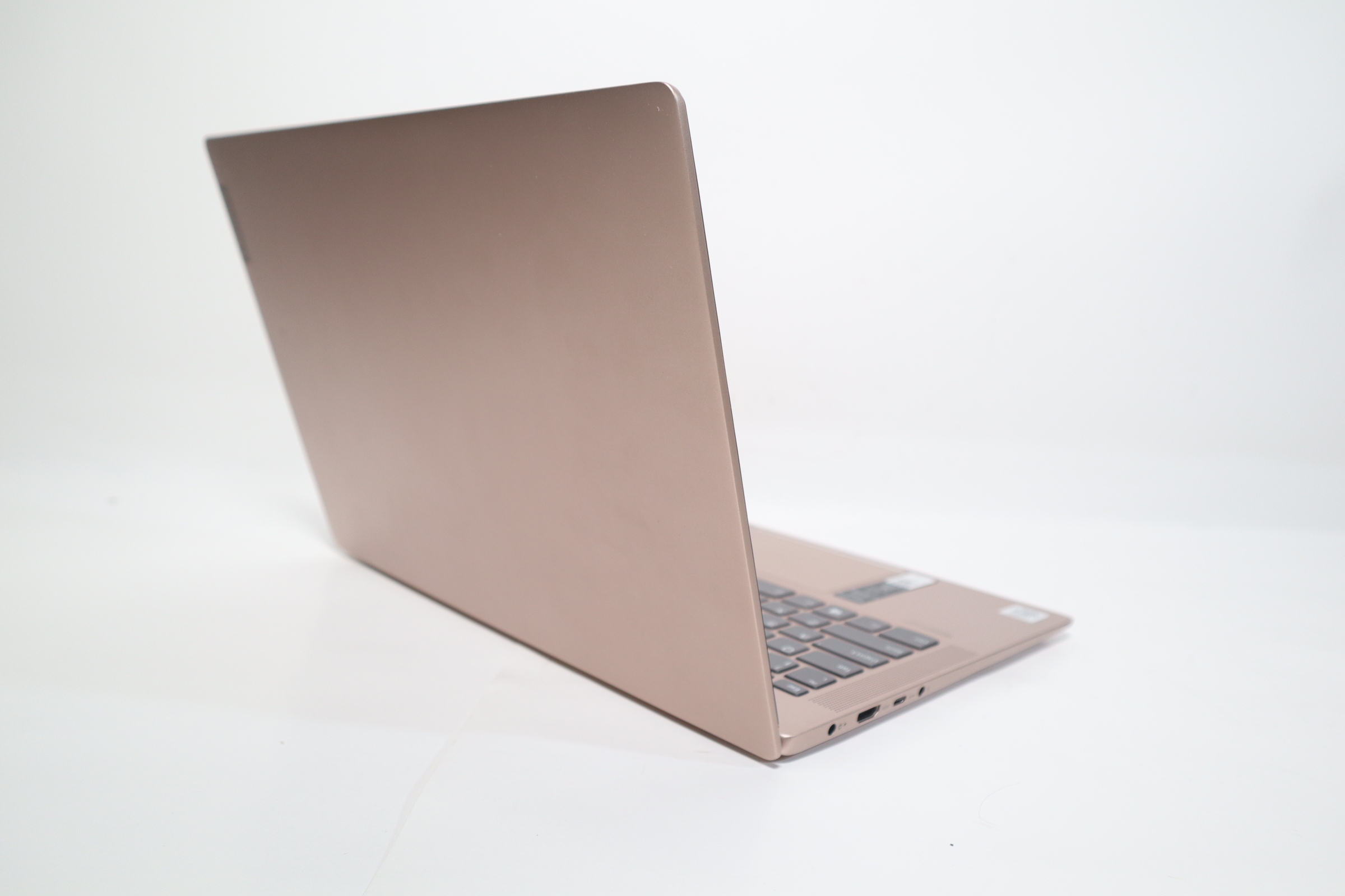 Lenovo IdeaPad S540 14IML 81VO Core i5-10210U 1.6GHz 8GB RAM 256GB