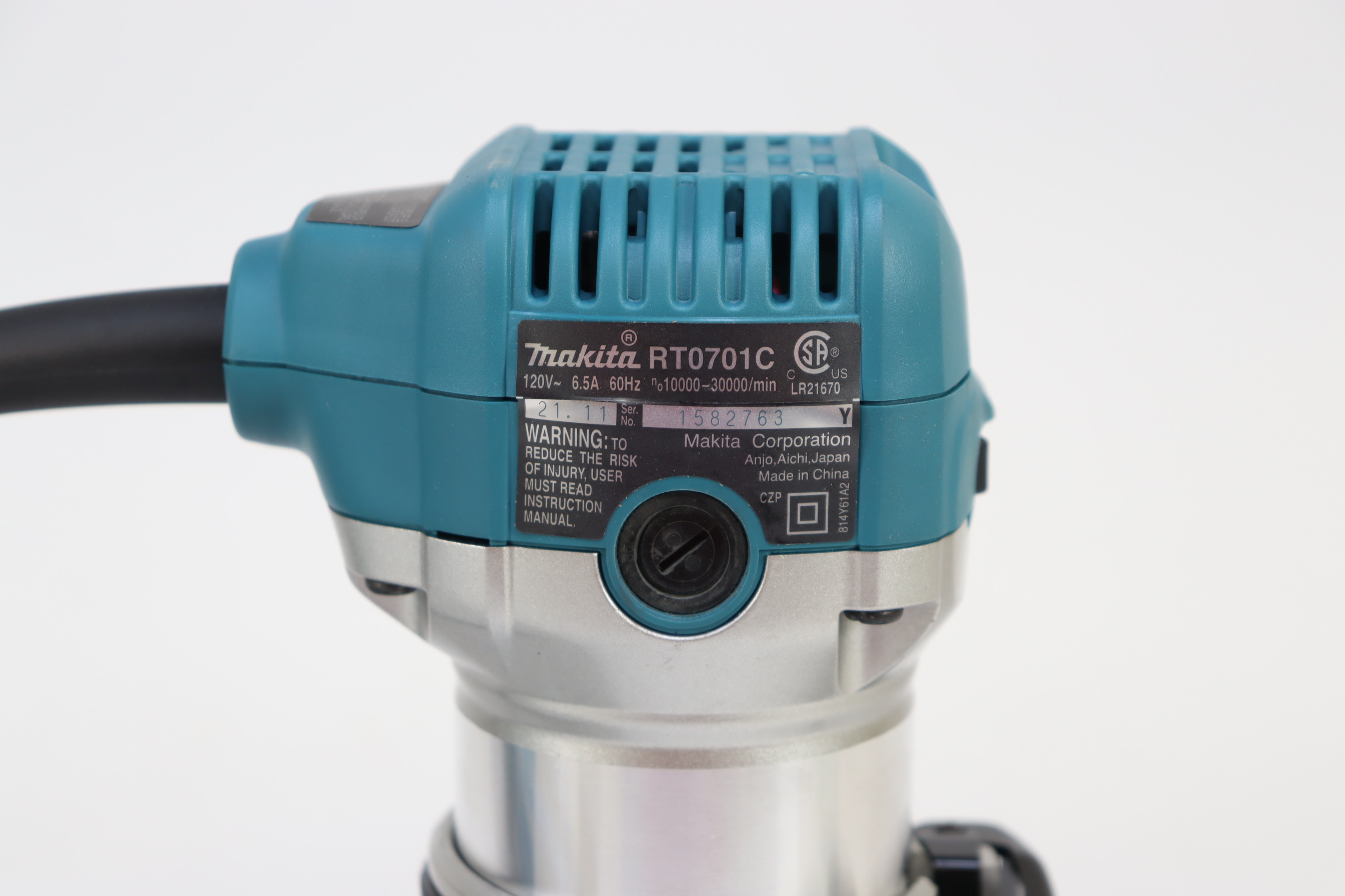 Makita USA Inc. RT0701C 1-1/4 HP Double Insulated Corded Compact Router