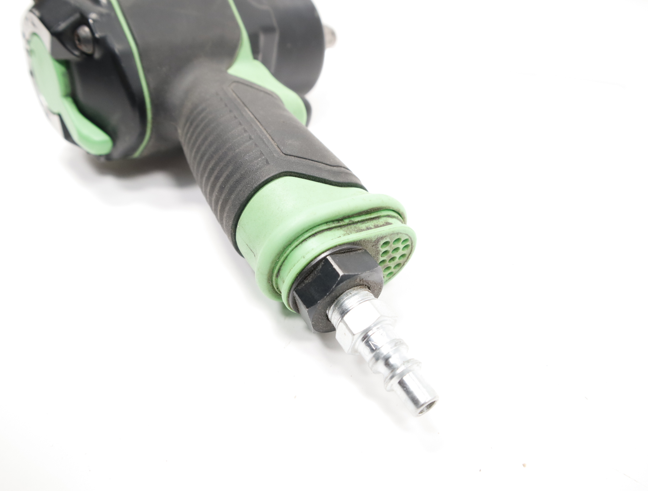 Earthquake XT 59238 1/2 in. Super Compact Air Impact Wrench