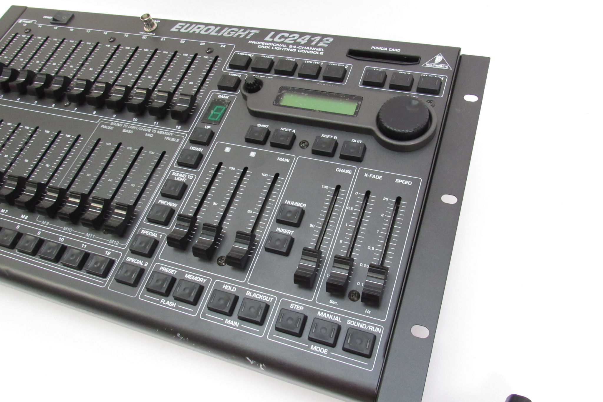 Behringer LC2412 24/12chDMX調光卓(中古) Behringer LC2412 24/12chDMX調光卓(中古) behringer EUROLIGHT