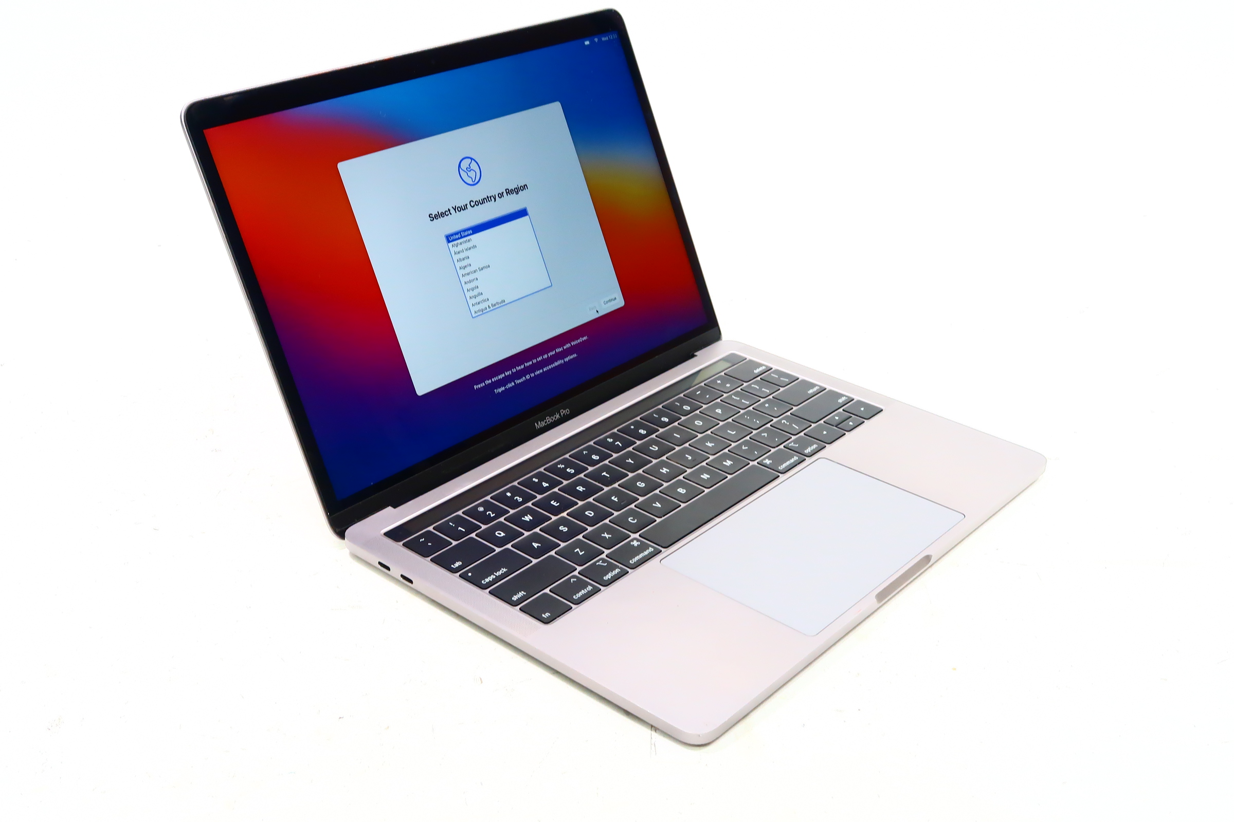Apple MacBook Pro (2018) MR9Q2LL/A Core i5-8259U 2.3GHz 8GB Apple MacBook Pro (2018) MR9Q2LL/A Core i5-8259U 2.3GHz 8GB