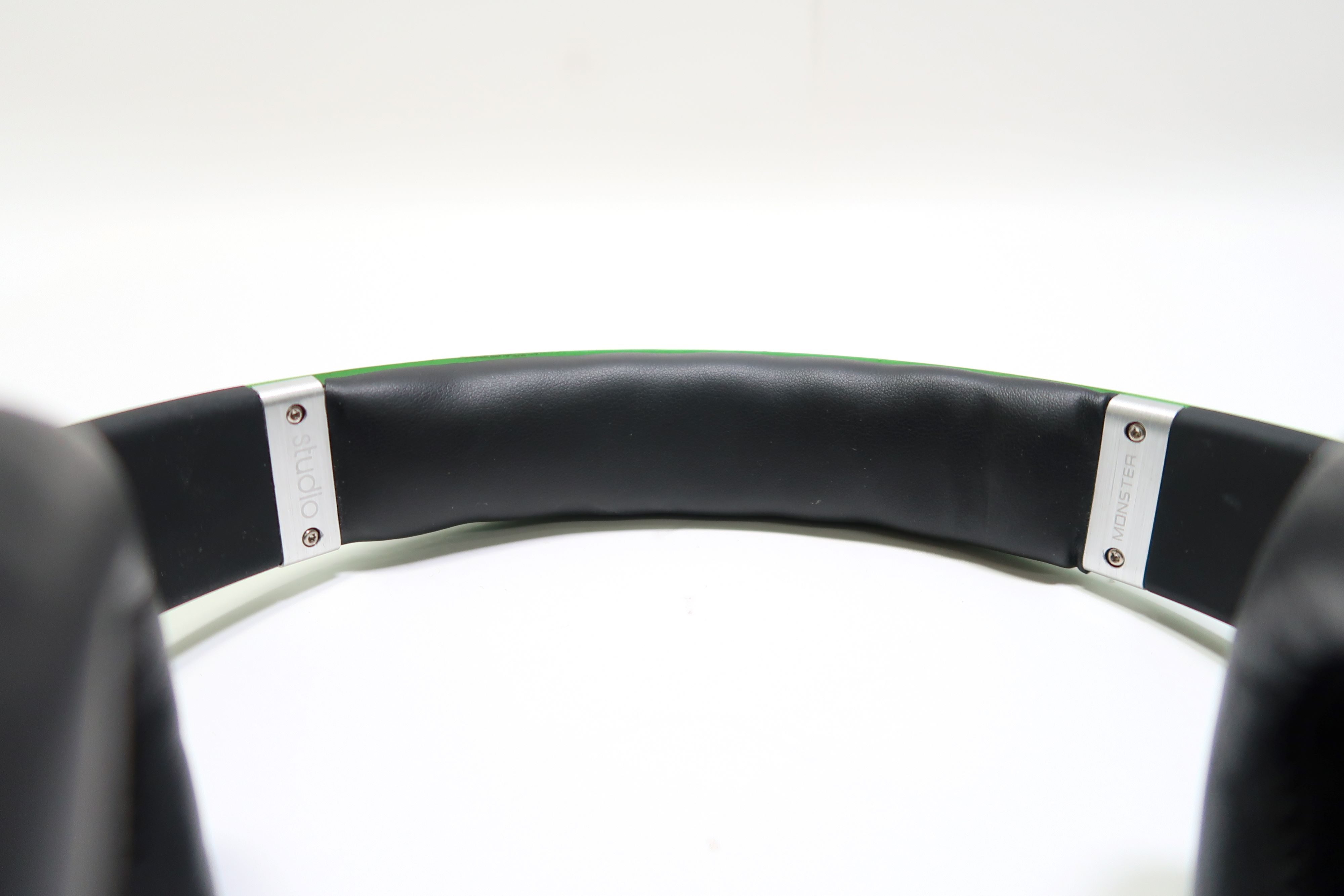 Beats by Dr. Dre Studio 190003-00 Wireless Headphones 5998