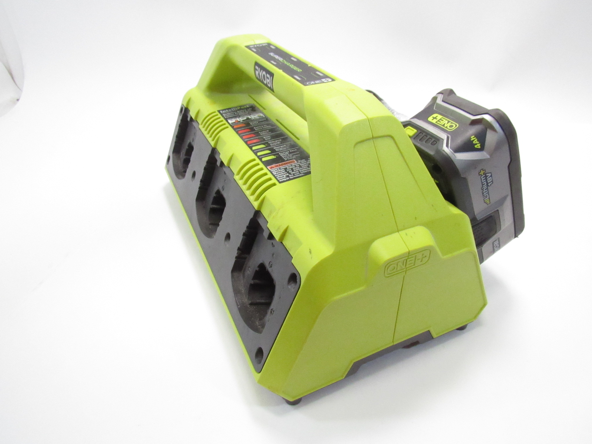 Ryobi P135 SuperCharger 4Ah Battery Set