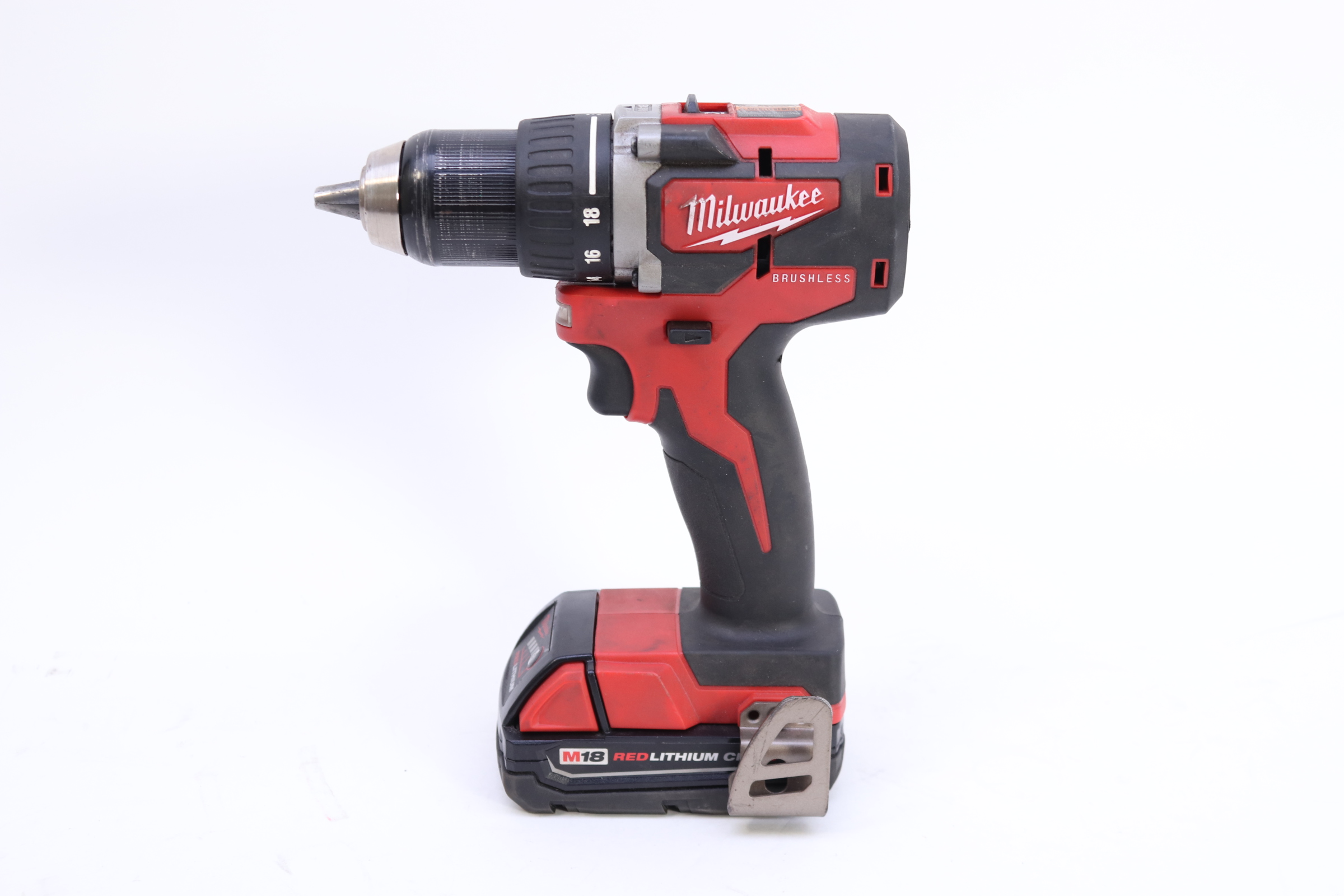 Milwaukee 280120 M18 18V LithiumIon Brushless 1/2" Compact Drill/Driver