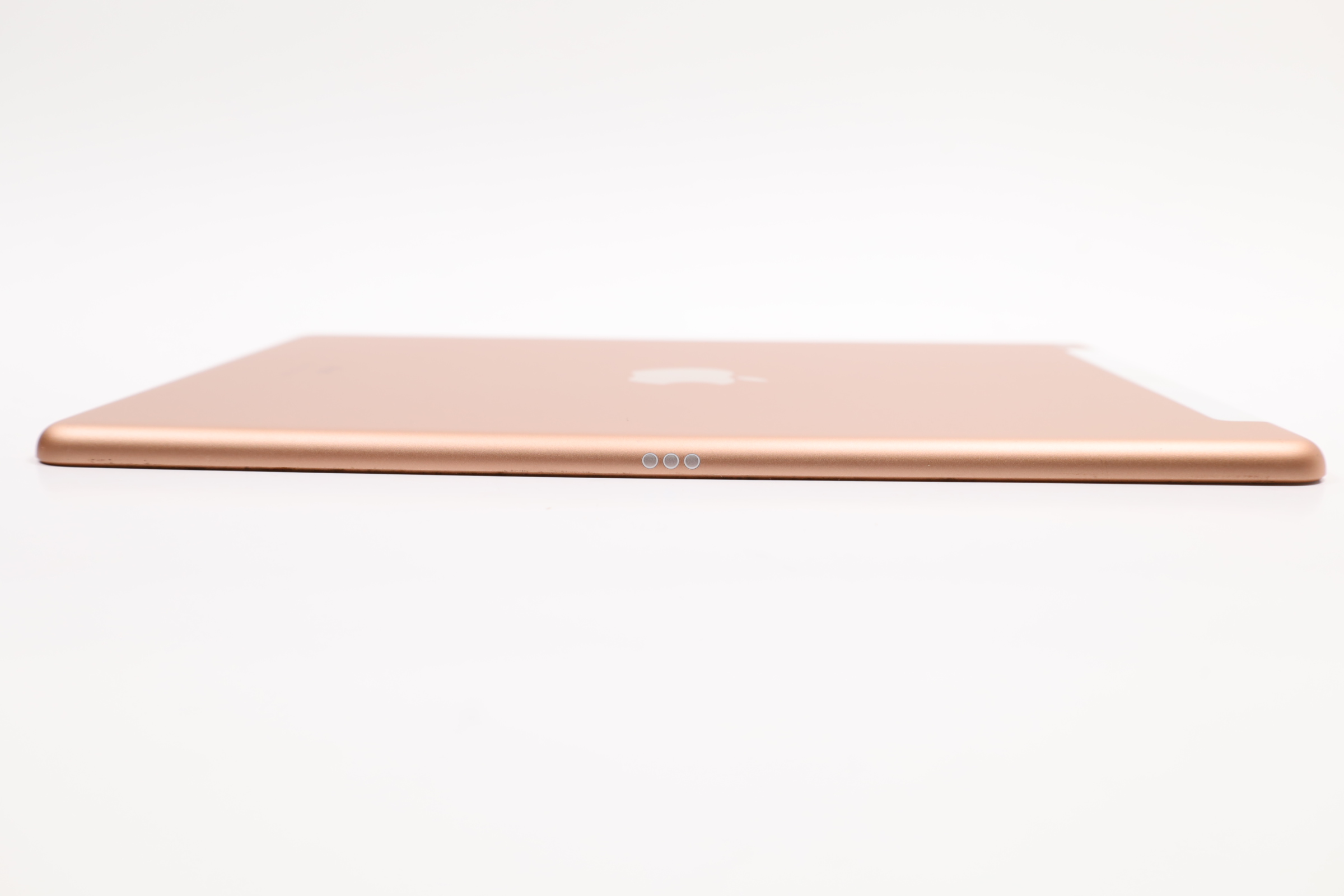 Apple iPad 7th Gen MW6K2LL/A 32GB Wi-Fi + 4G Cellular 10.2