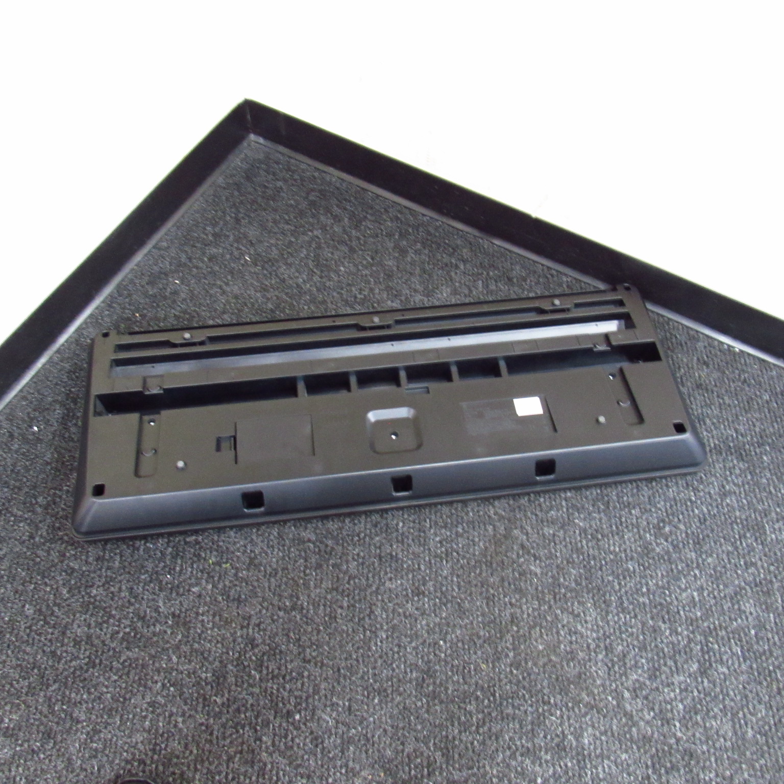 Yamaha PSRE373 61Key TouchSensitive Portable Piano Keyboard Pick