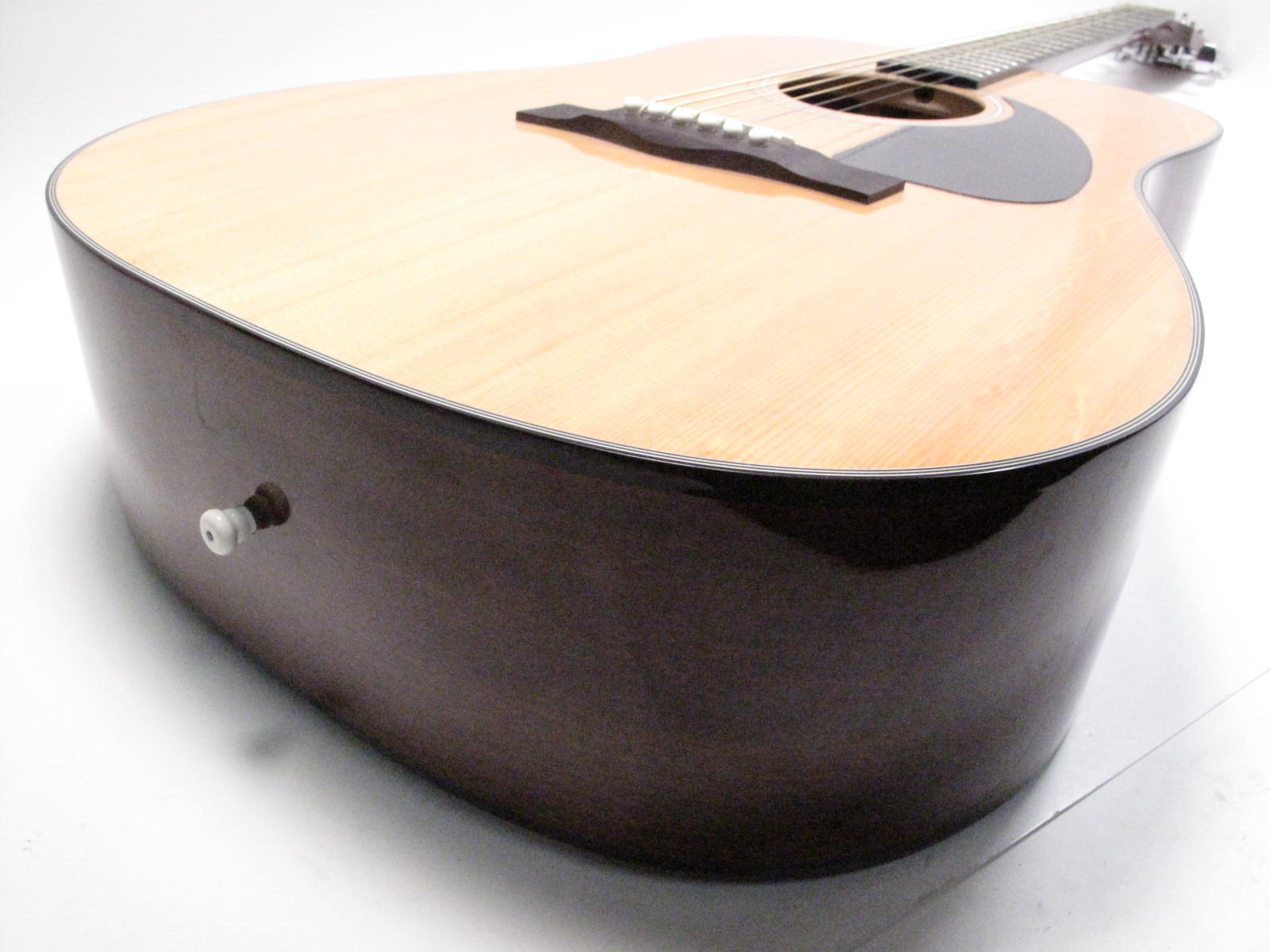 Fender DG60 NATDSV2 RightHanded Acoustic Guitar Natural Finish