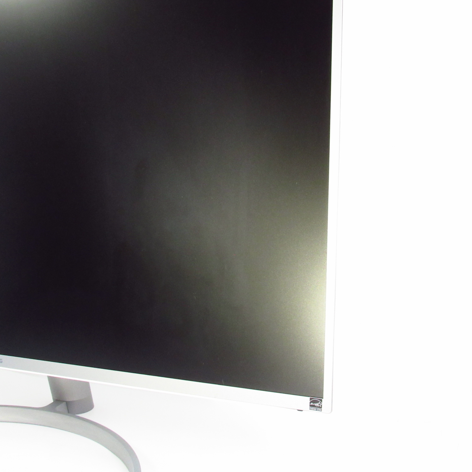 LG 32QK500-W 2560x1440 QHD LED IPS 75Hz 31.5'' Monitor - Local