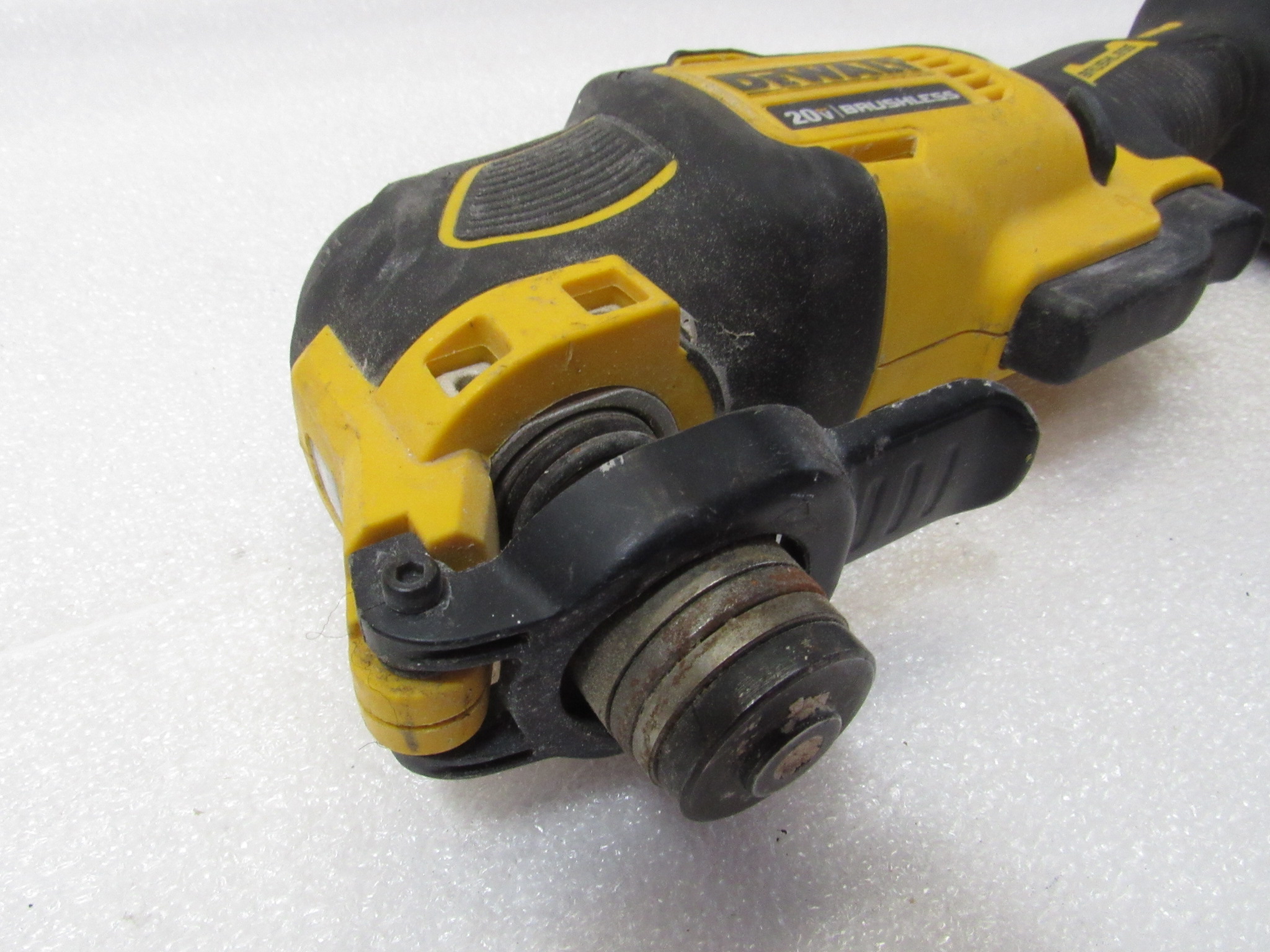 DeWalt DCF620 20V MAX XR Cordless Brushless Drywall Screw Gun