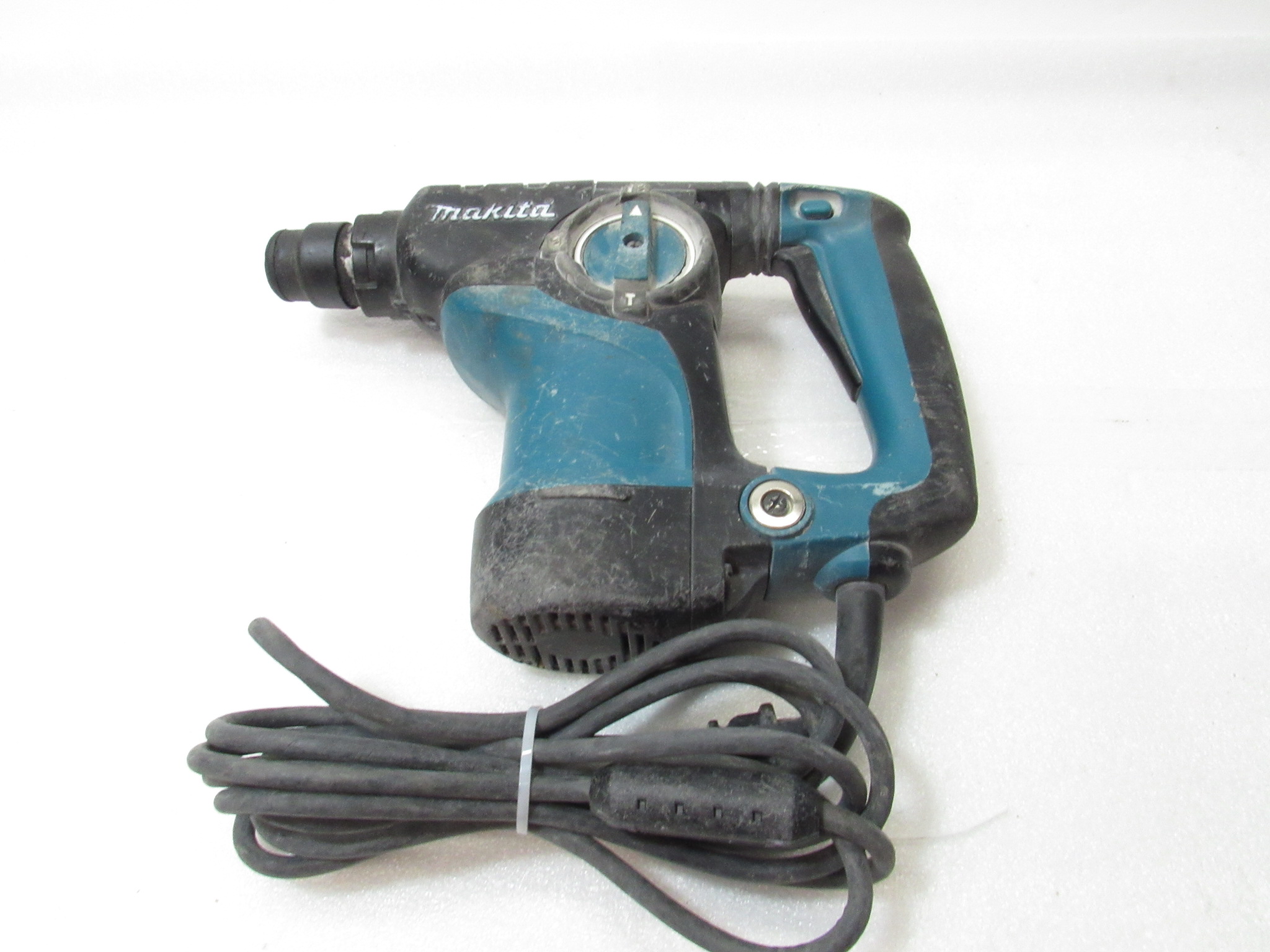 Makita HR2811F 11/8" SDS Rotary Hammer