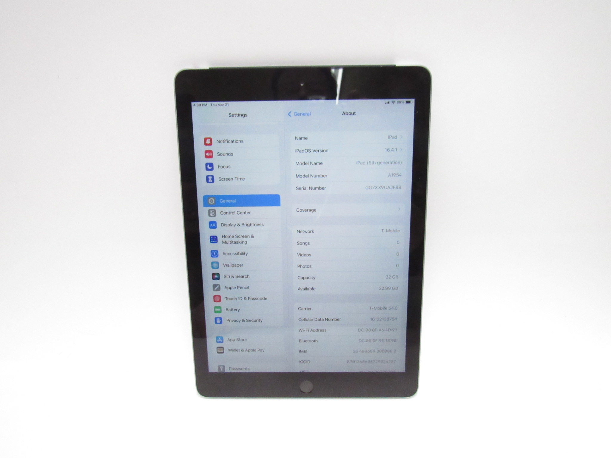 Apple iPad A1954 第6世代　32Ｇ Pre-Owned Apple iPad 6th Gen (WiFi + Cellular Unlocked