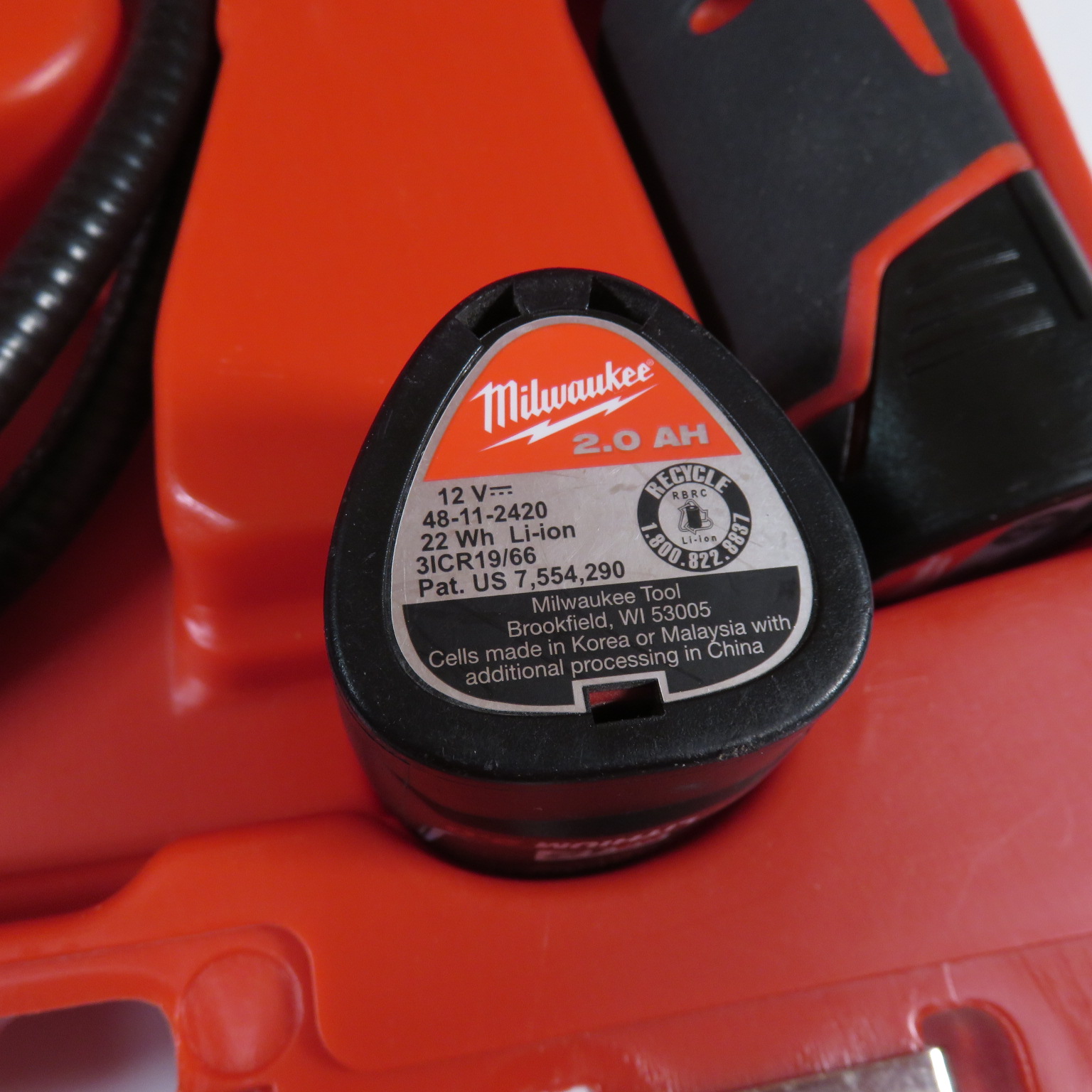 Milwaukee 231021 M12 LithiumIon MSpector 360Degree Digital