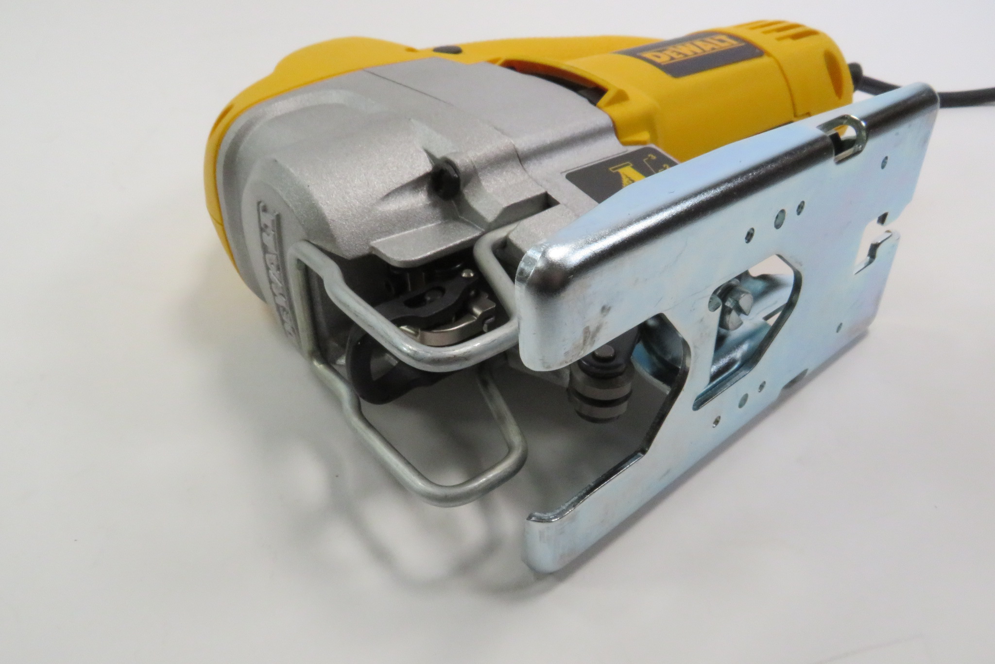 DeWalt DW317 Amp Corded Variable Speed Jig Saw