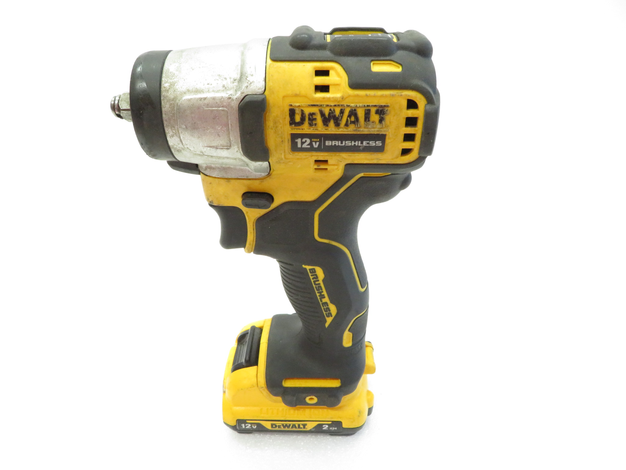 DEWALT DCF902 XTREME Variable Speed Brushless 3/8