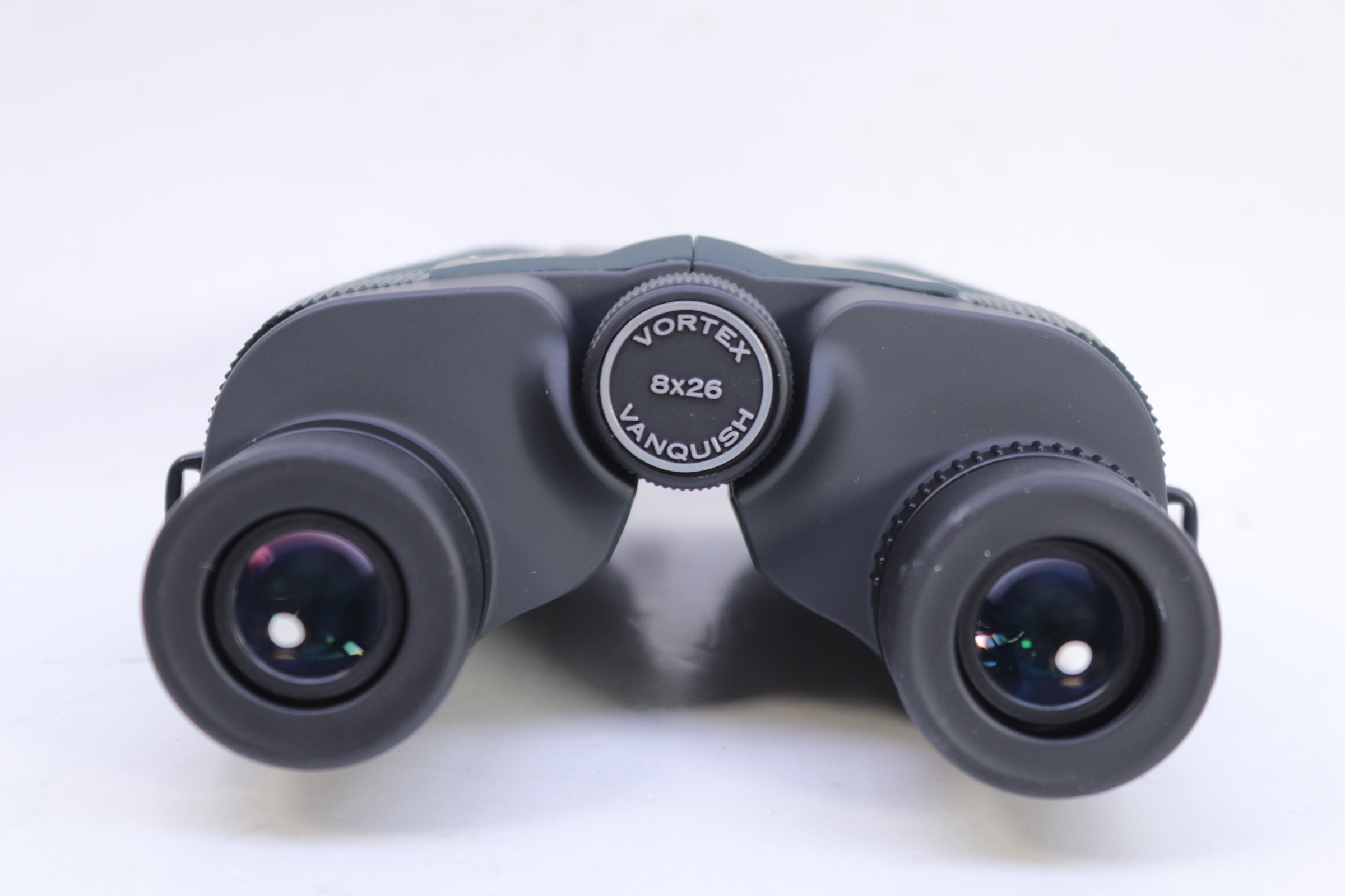 Vortex VNQ-0826 8x26 Vanquish Binoculars