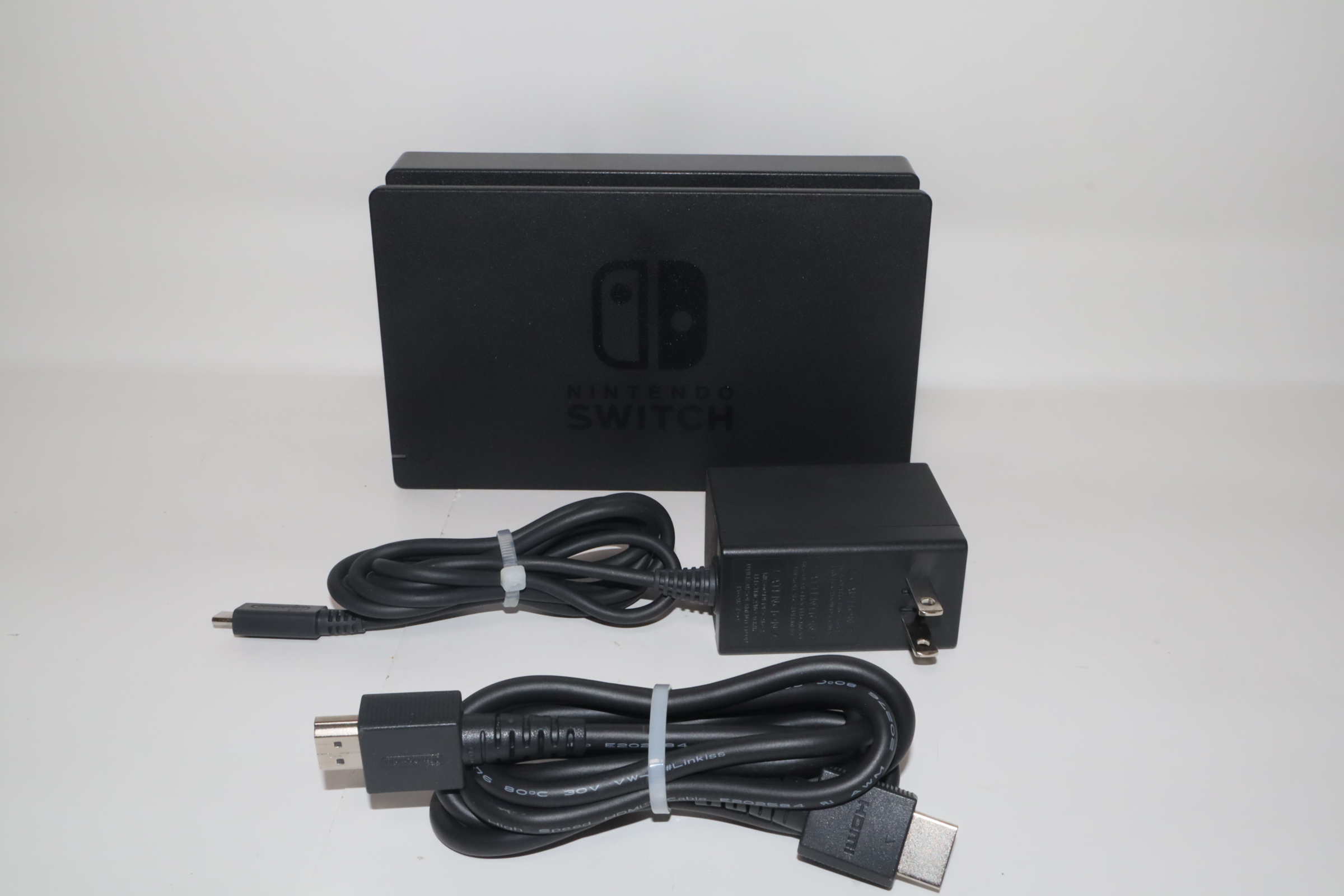 Nintendo Switch HAC-001(-01) Black 6.2