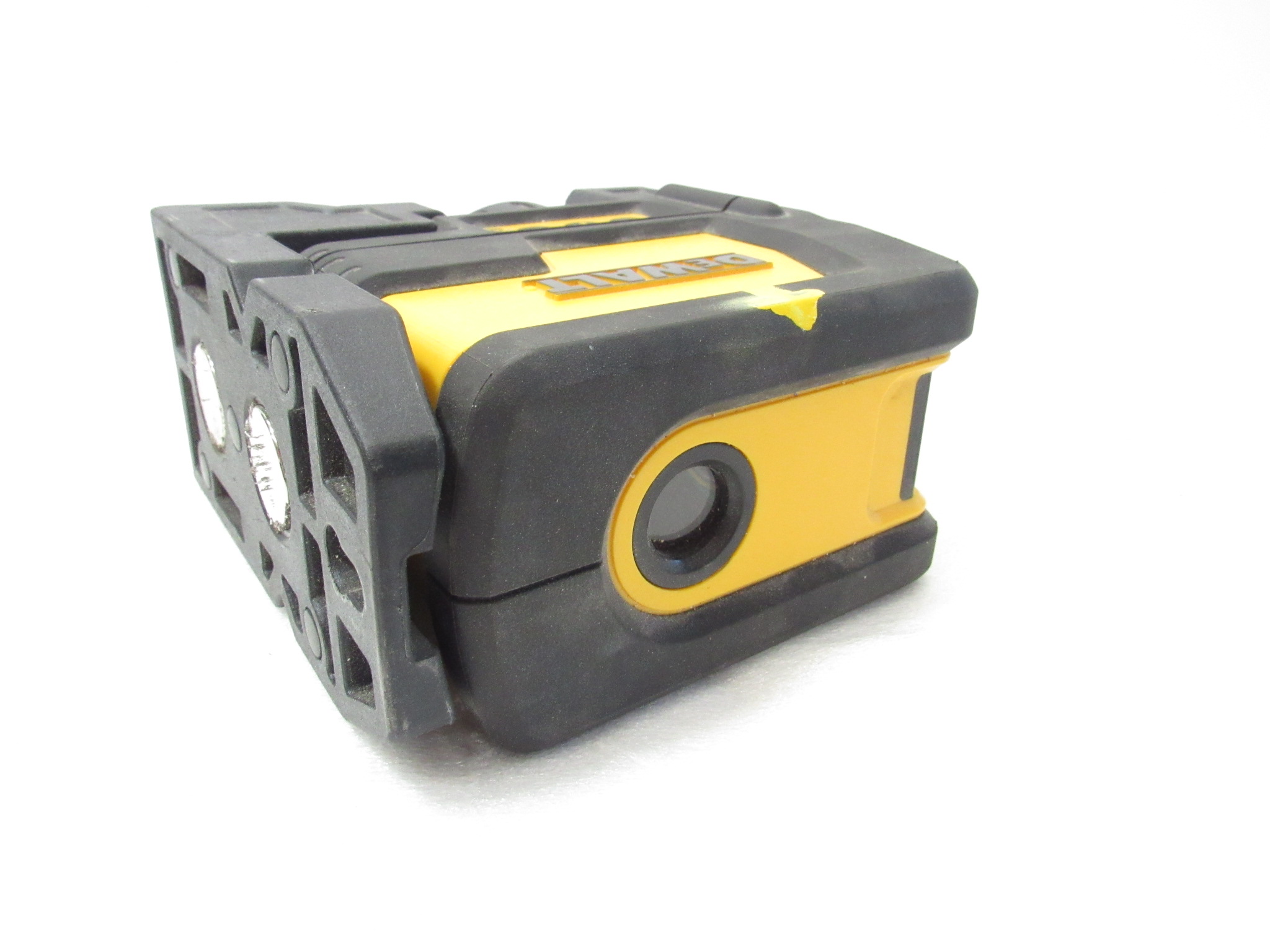 DeWalt DW0822 165 ft. Red SelfLeveling CrossLine and Plumb Spot Laser